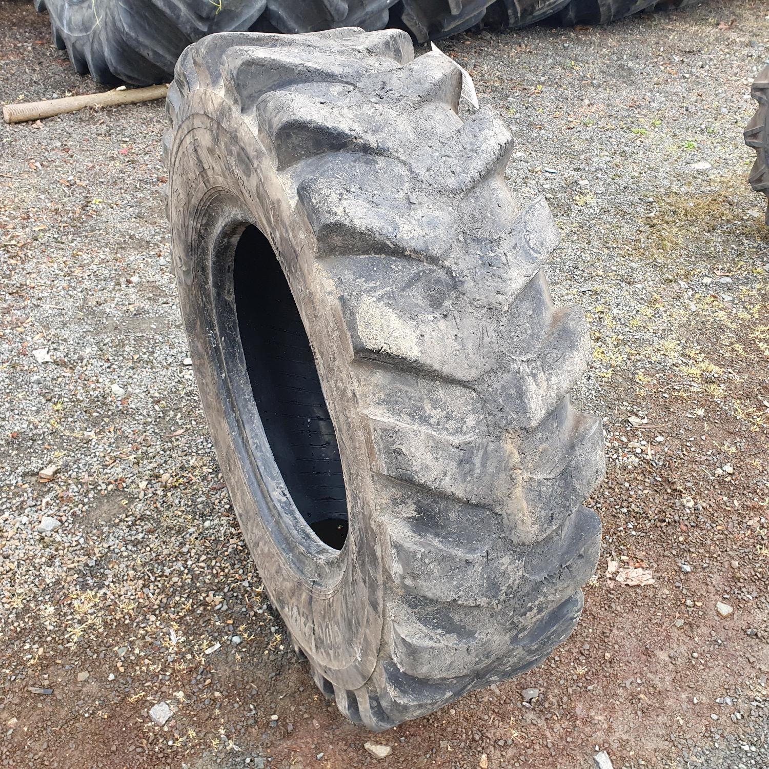  Cauciucuri 9.00-20  Camso