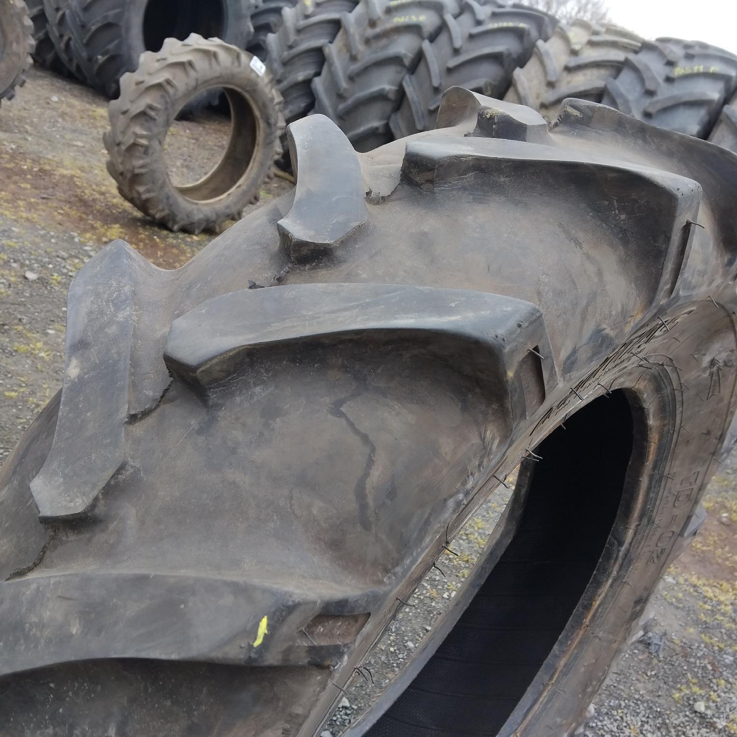  Cauciucuri 11.2-24 (280/85R24) Mitas