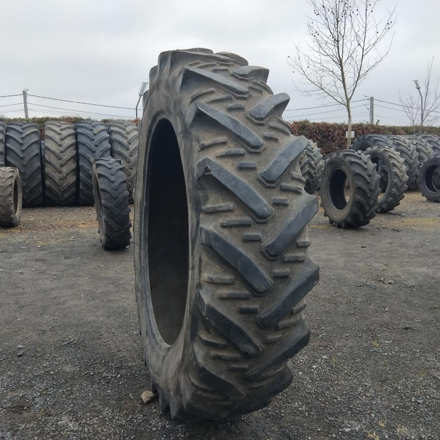  Cauciucuri 13.6R36 (340/85R36) Semperit