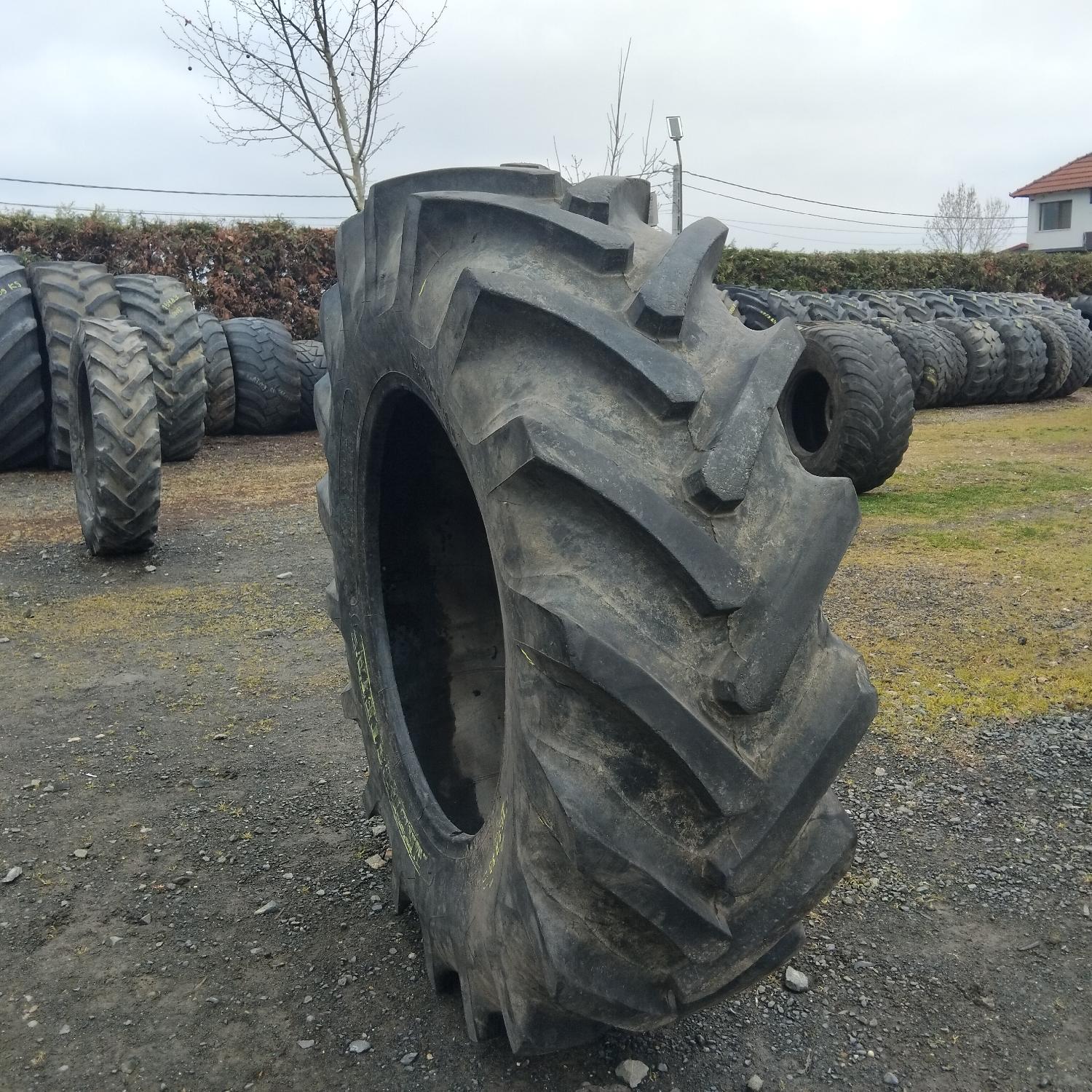  Cauciucuri 16.9R30 (420/85R30) Vredestein