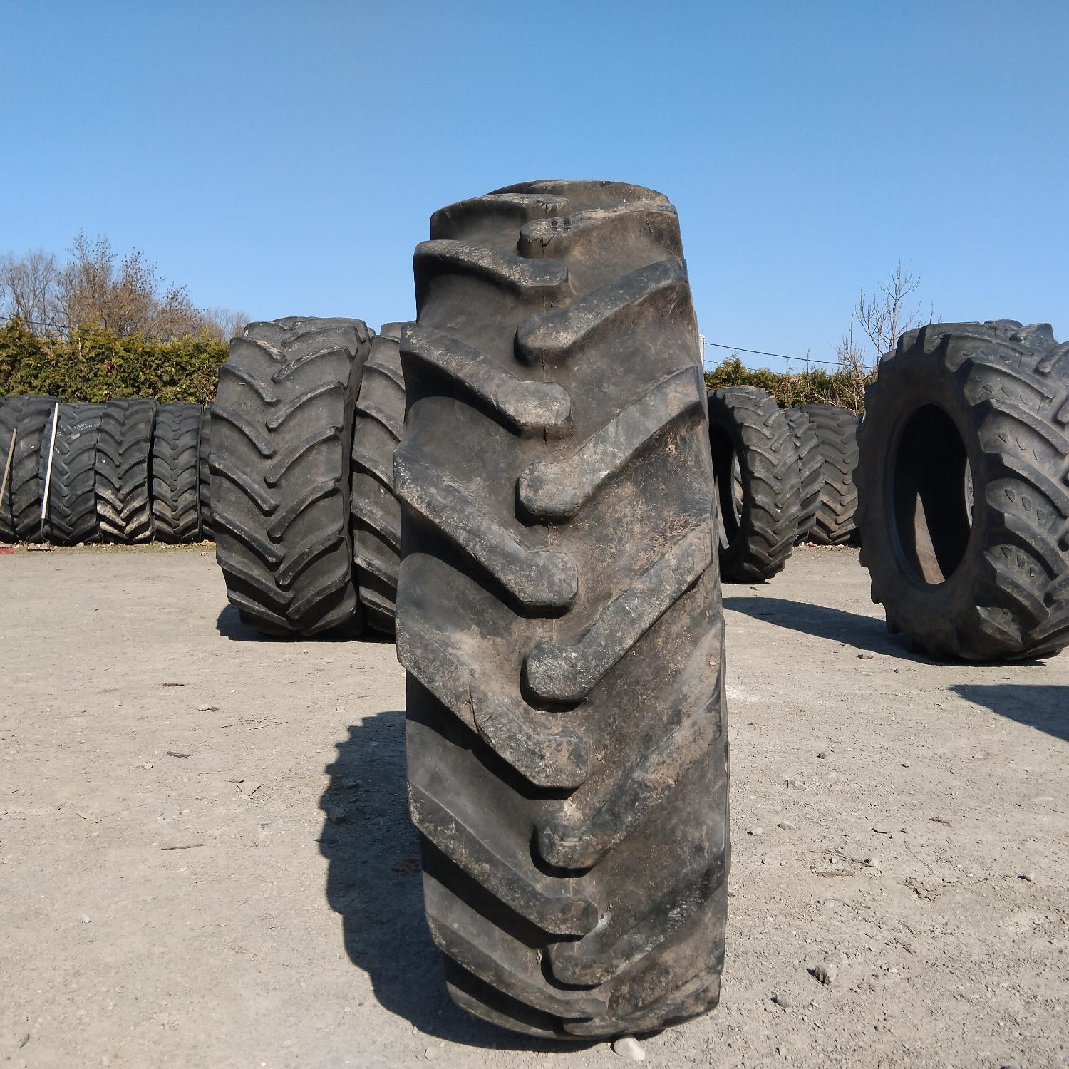  Cauciucuri 12.4-24 (320/85R24) Goodyear
