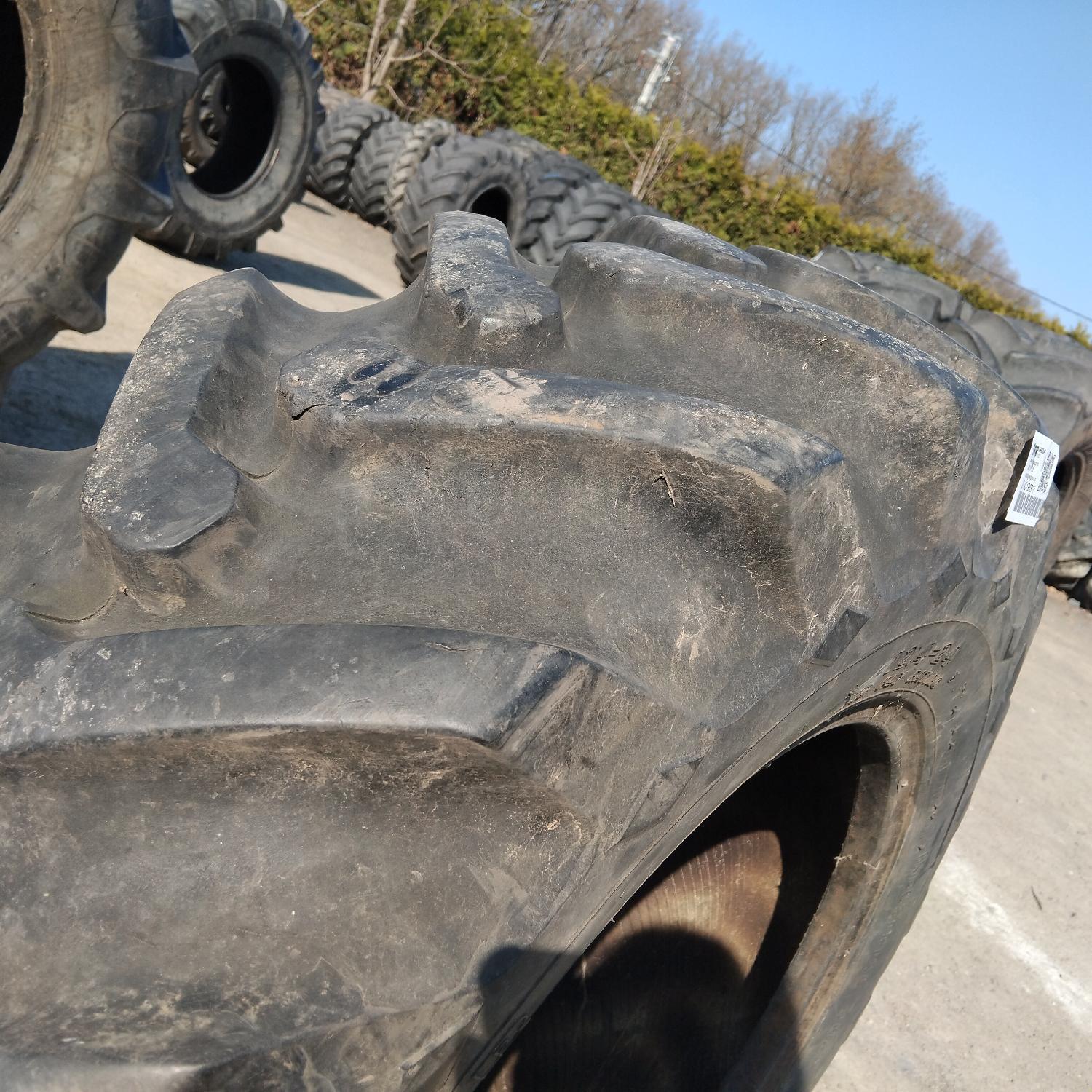  Cauciucuri 12.4-24 (320/85R24) Goodyear