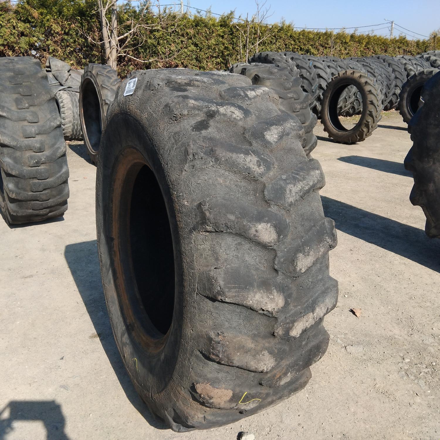  Cauciucuri 17.5-25  Mitas