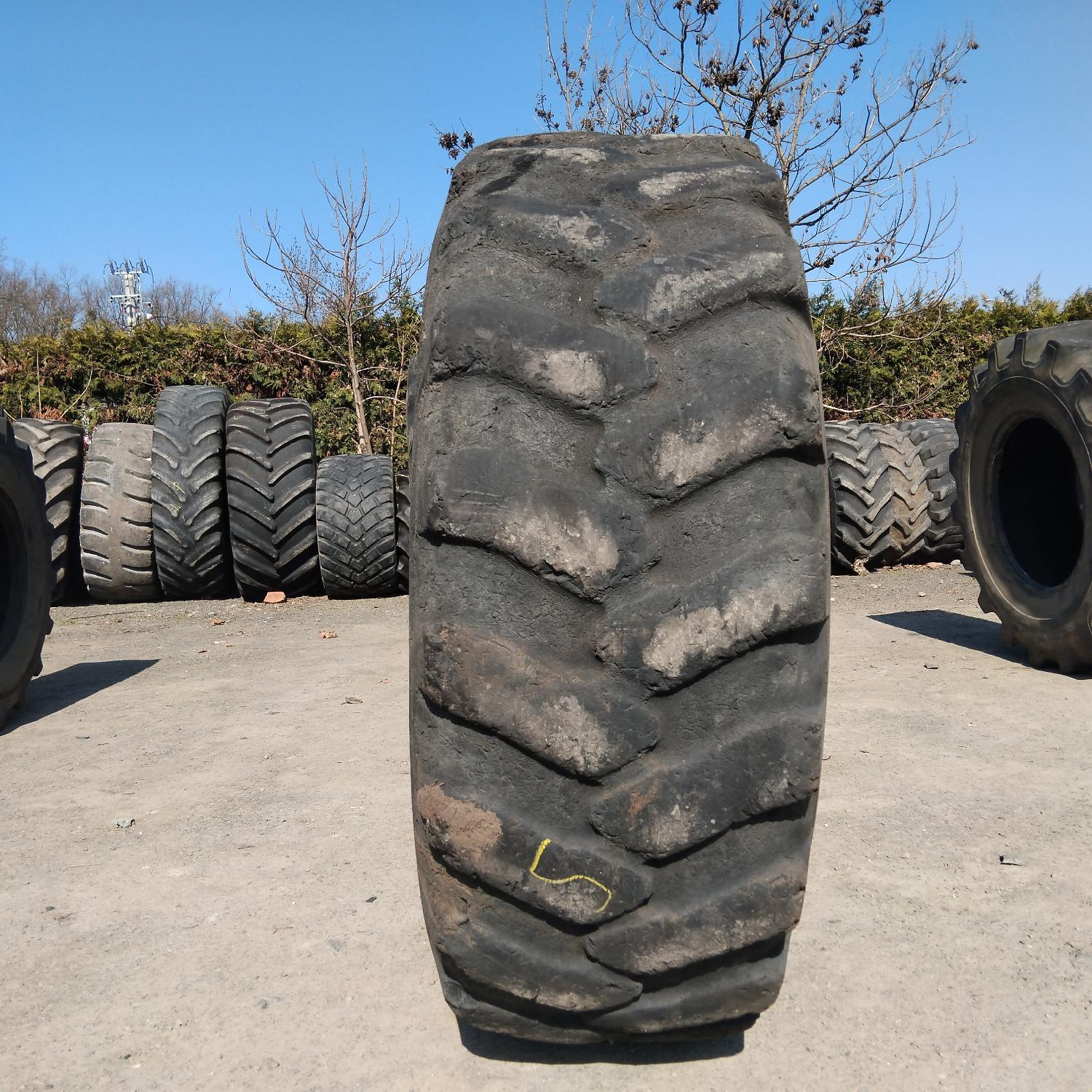  Cauciucuri 17.5-25  Mitas