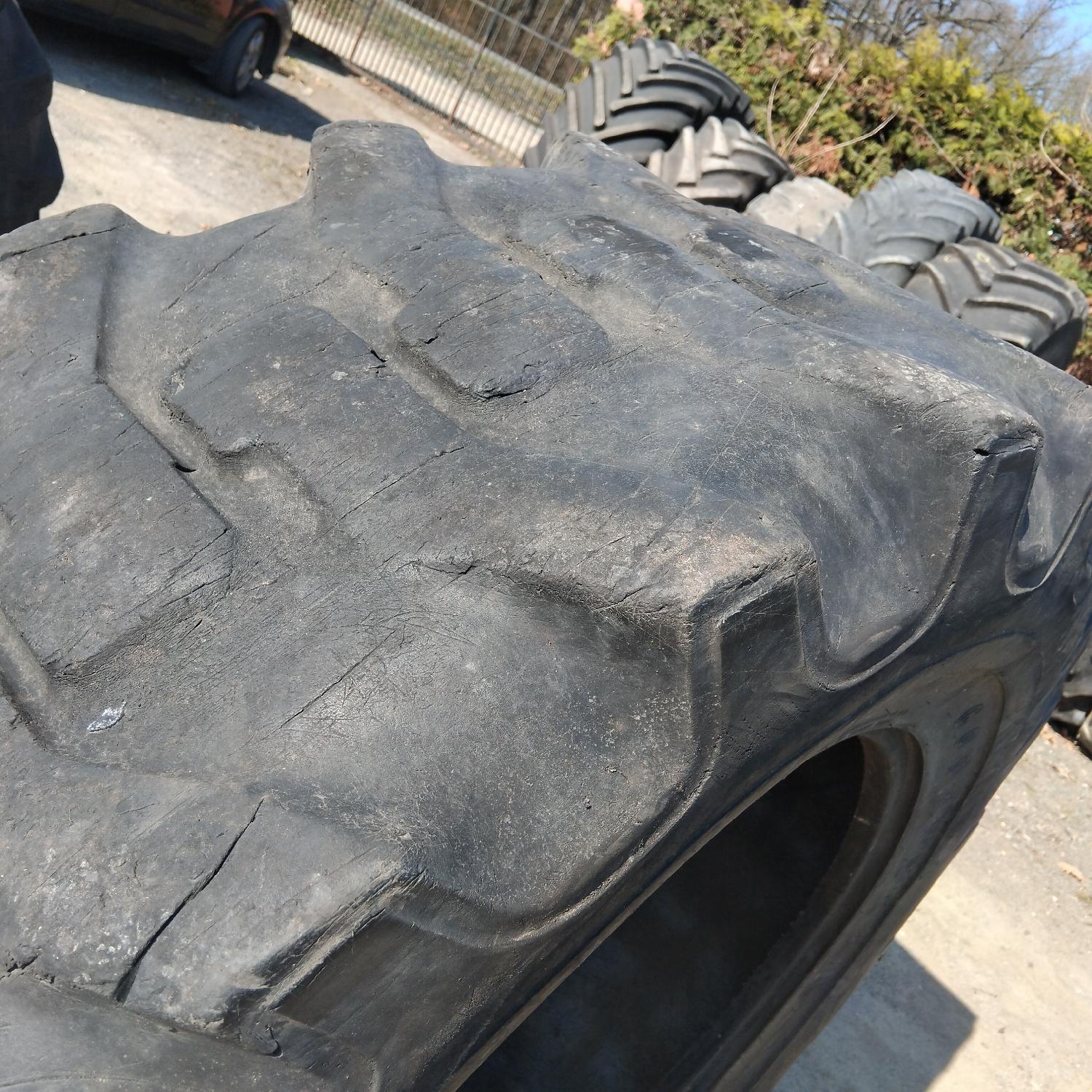  Cauciucuri 16.9-30 (420/85R30) Goodyear