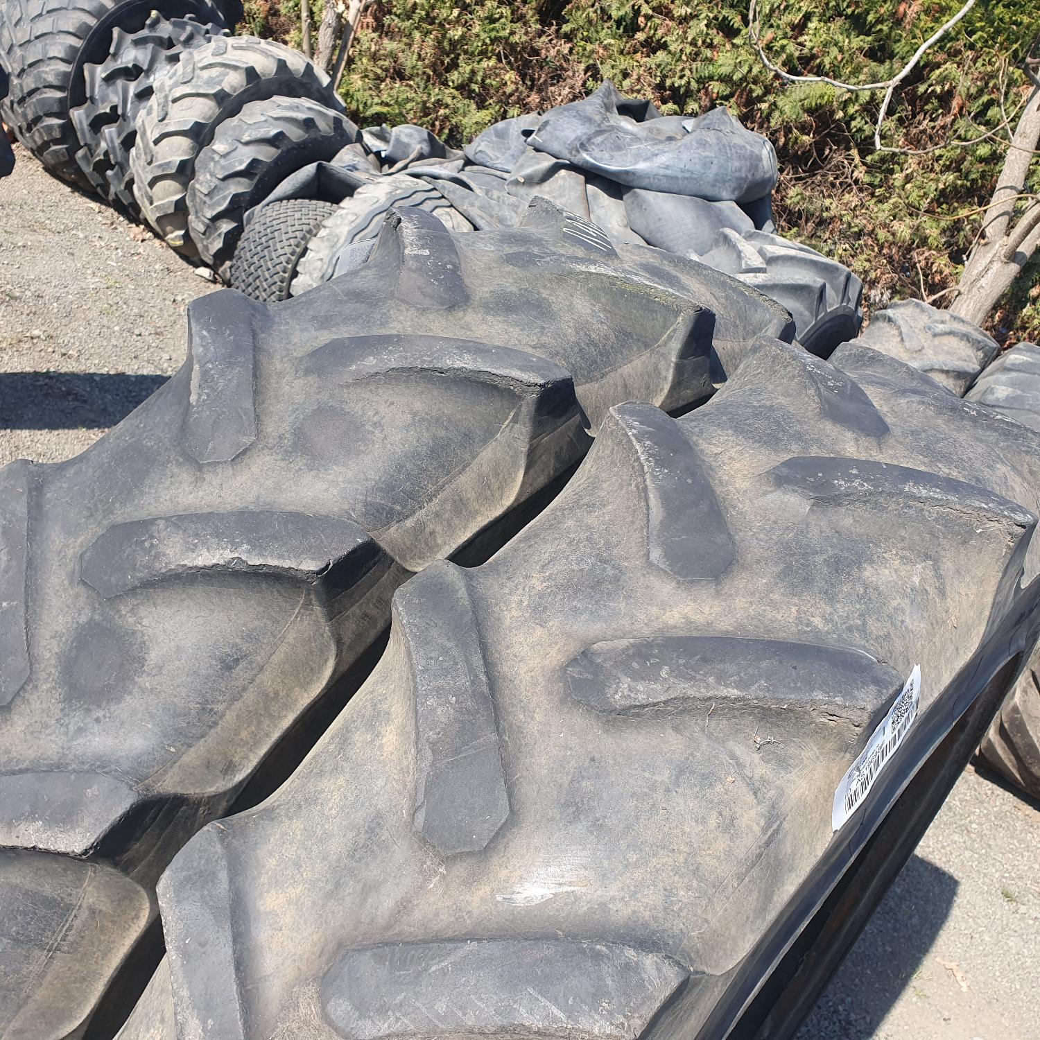  Cauciucuri 11.2R36 (270/95R36) Michelin