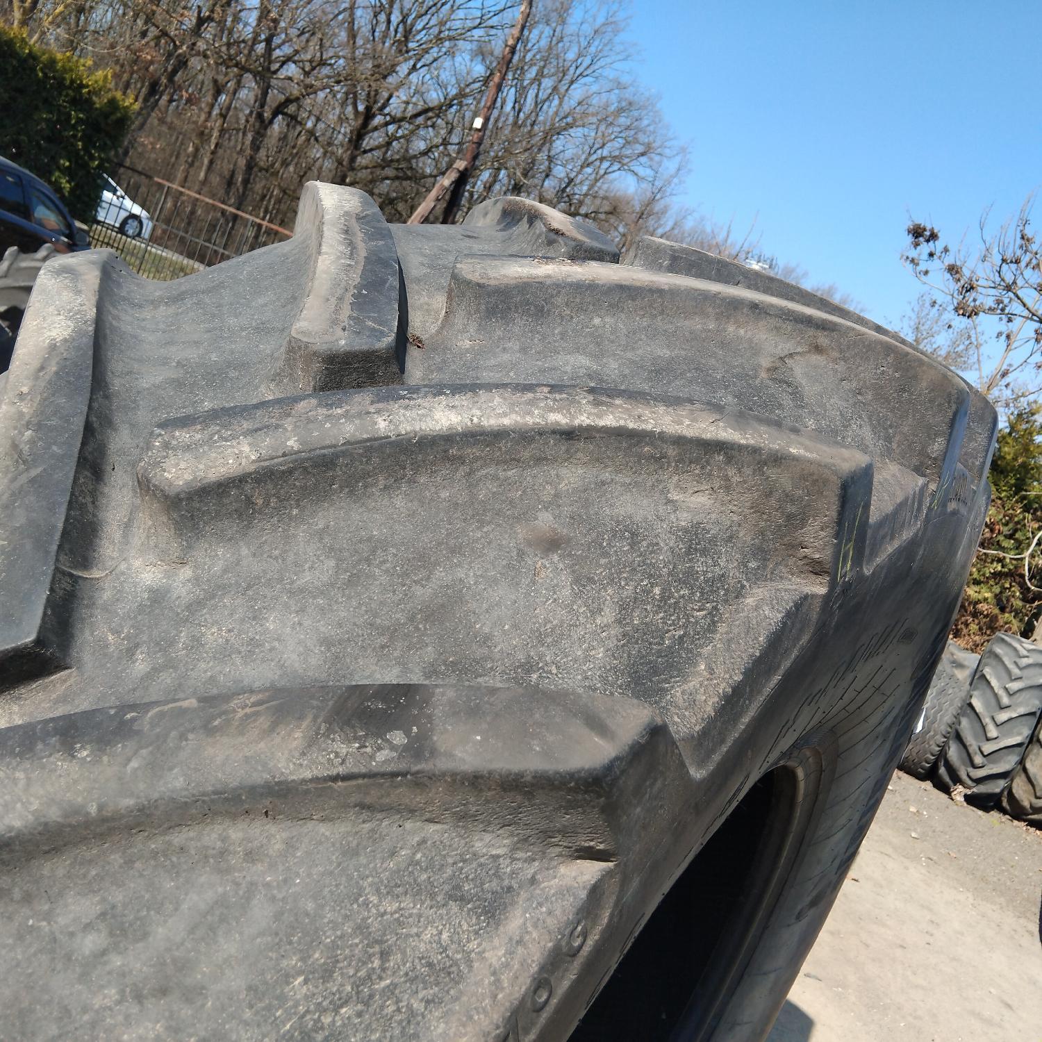  Cauciucuri 650/75R32 (24.5R32) Continental