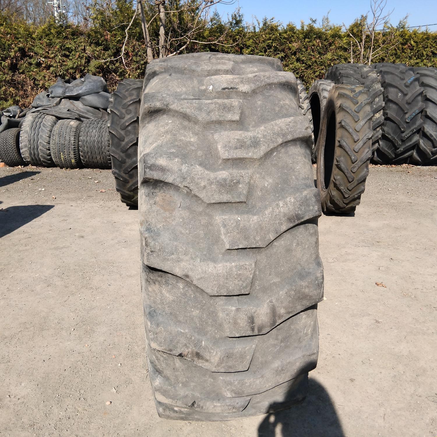  Cauciucuri 18.4-26  Speedways