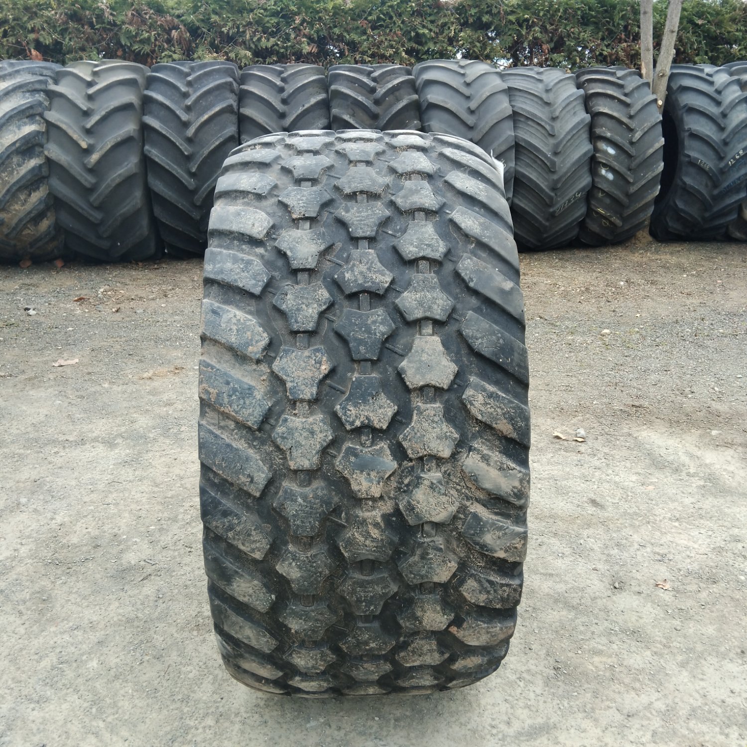  Cauciucuri 560/60R22.5  Michelin