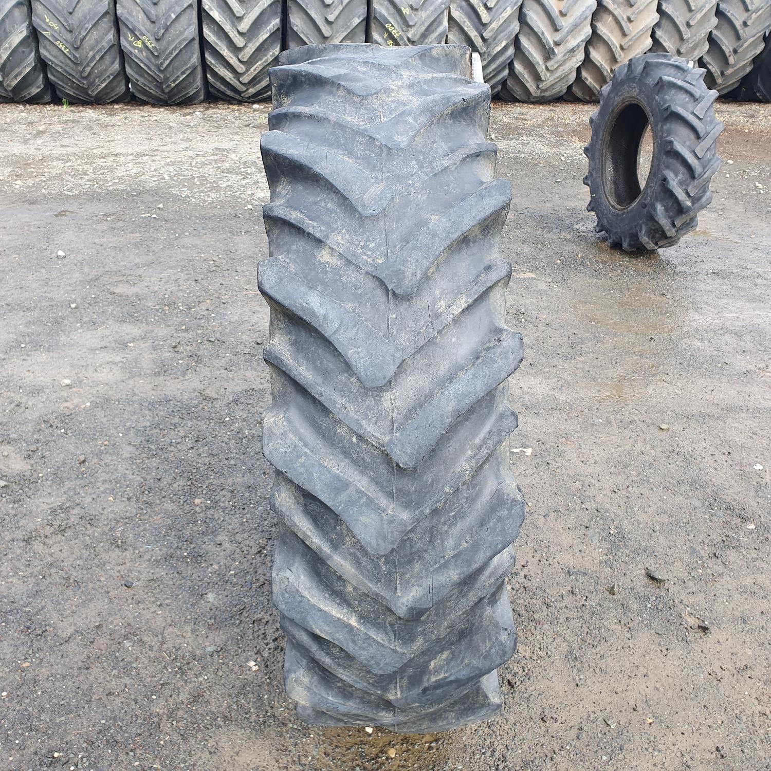  Cauciucuri 12.4R28 (320/85R28) Firestone