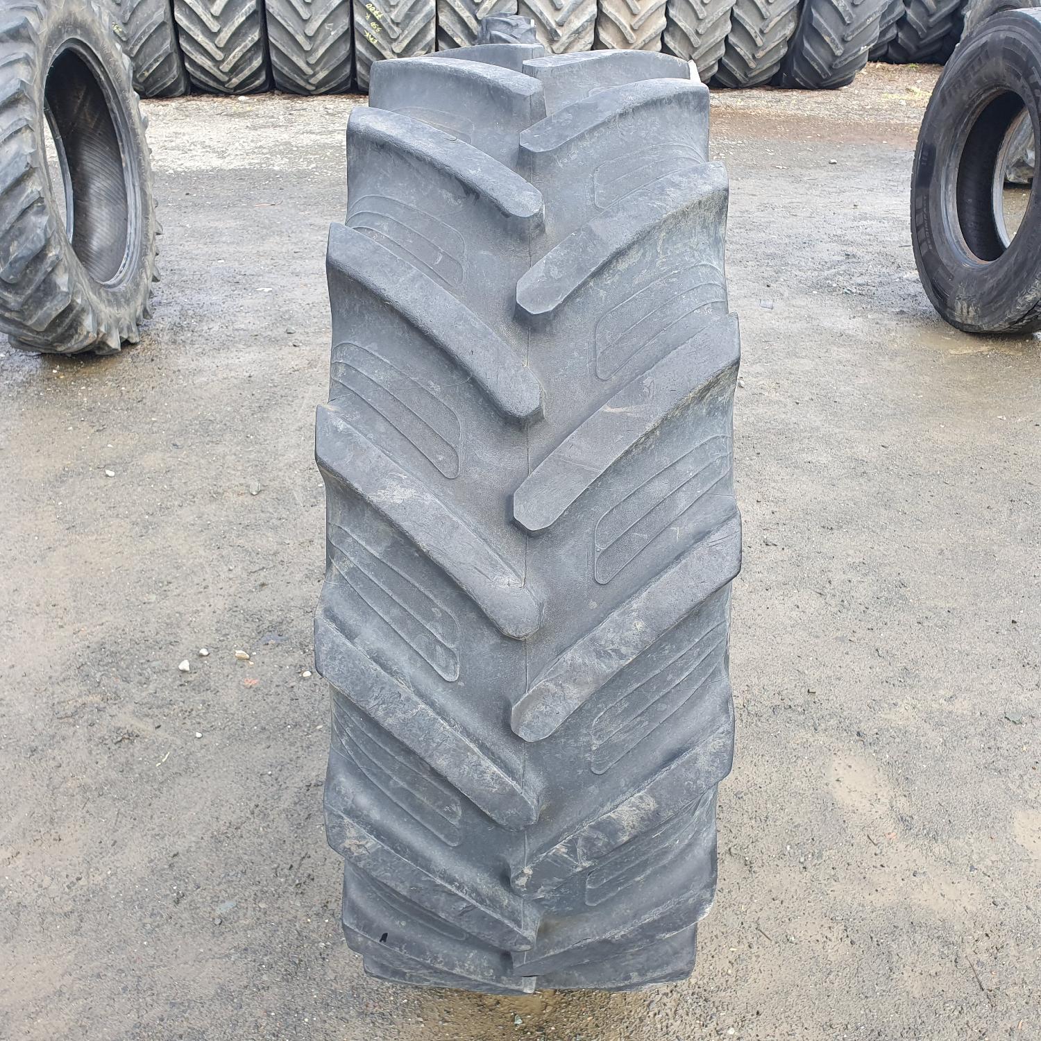  Cauciucuri 360/70R24  Taurus