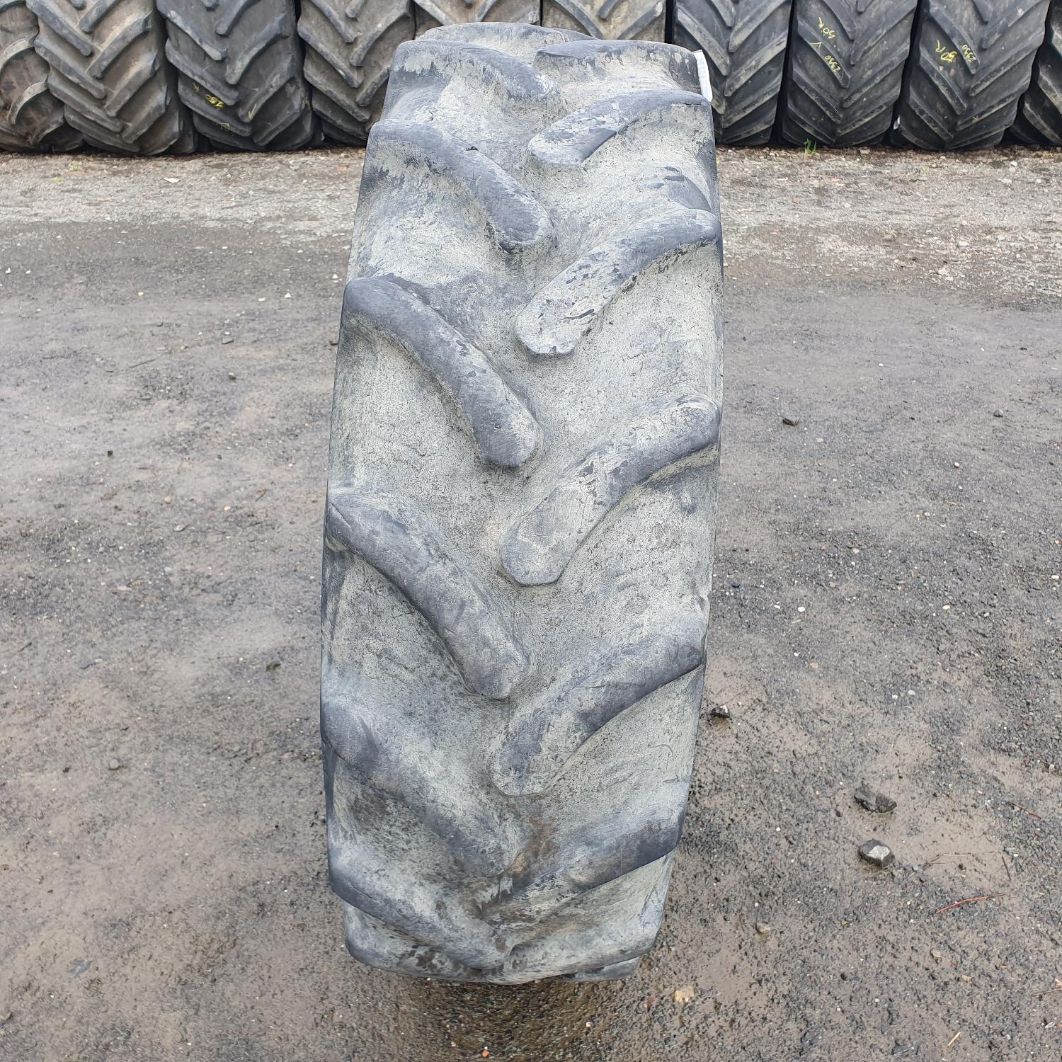  Cauciucuri 340/85R24 (13.6R24) Alliance