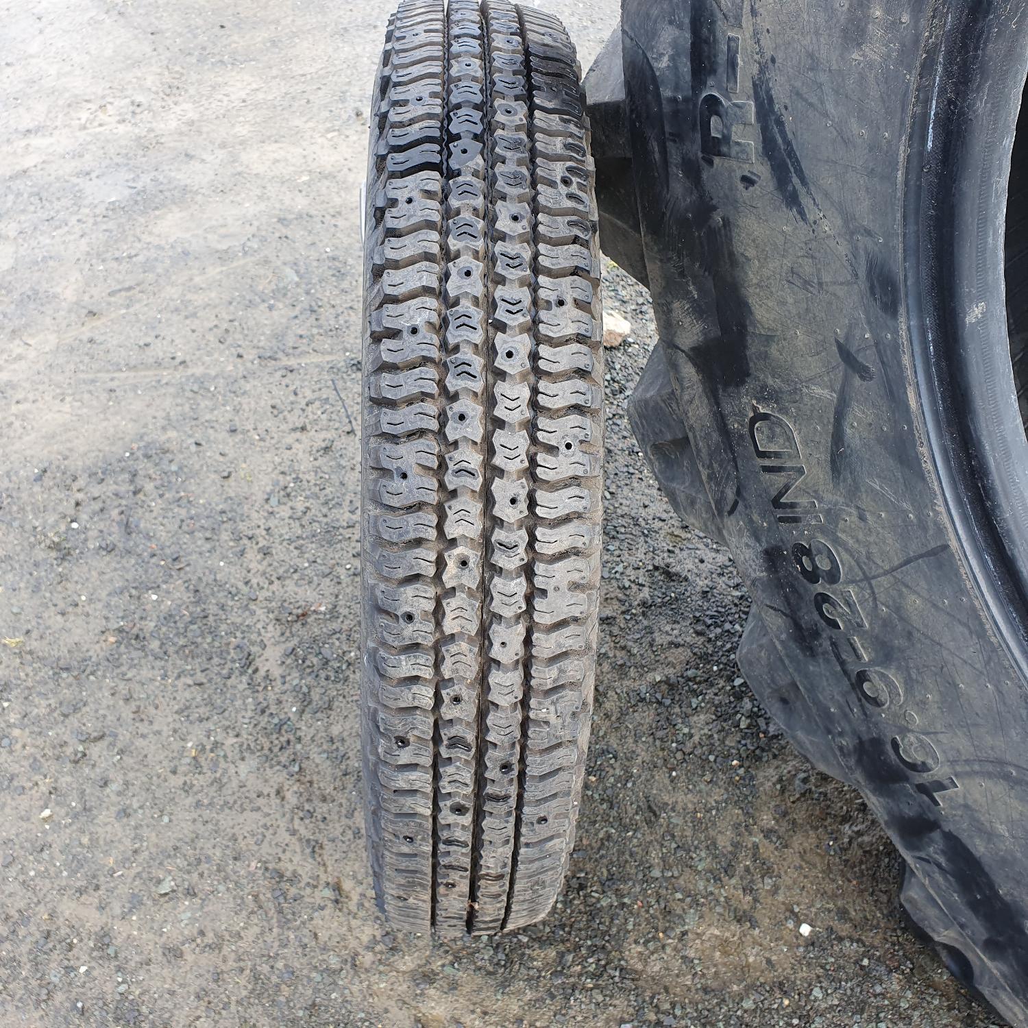  Cauciucuri 5.00-15  Semperit