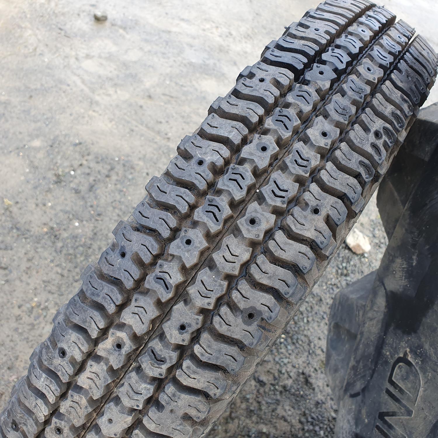  Cauciucuri 5.00-15  Semperit