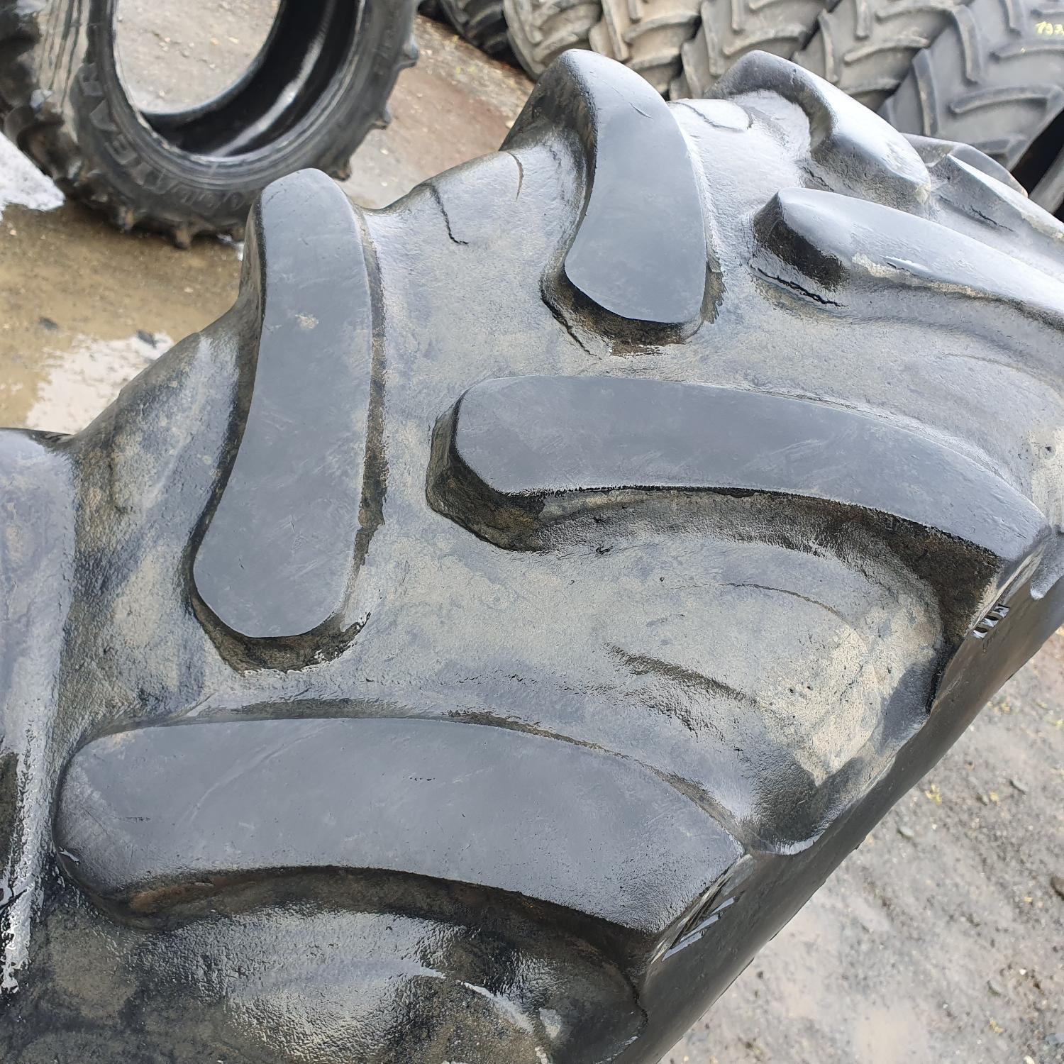  Cauciucuri 380/85R24 (14.9R24) Galaxy