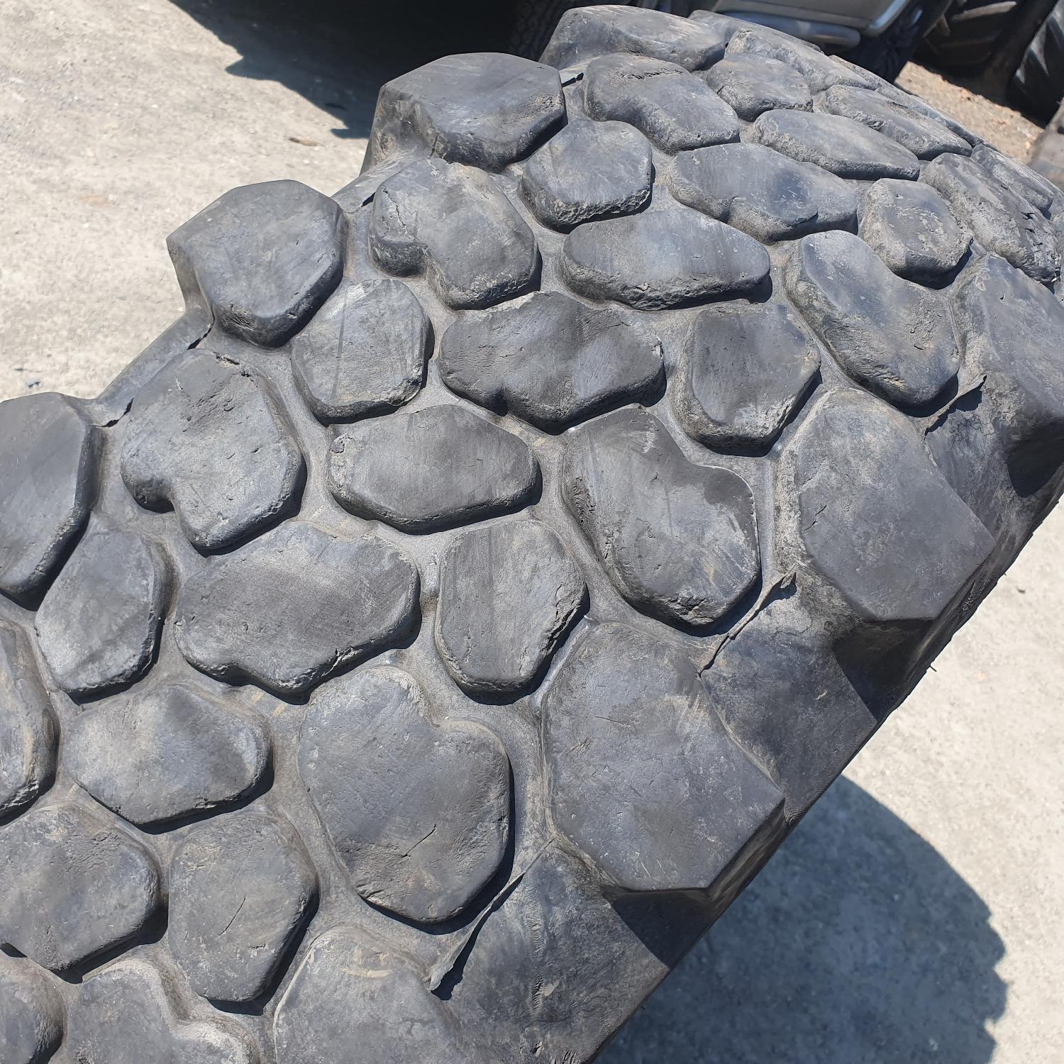  Cauciucuri 365/80R20 (14.5R20) Continental