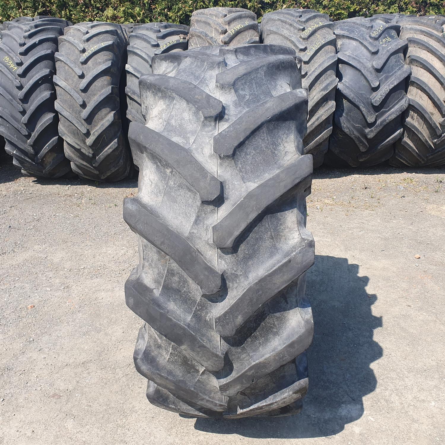  Cauciucuri 520/70R30  Pirelli