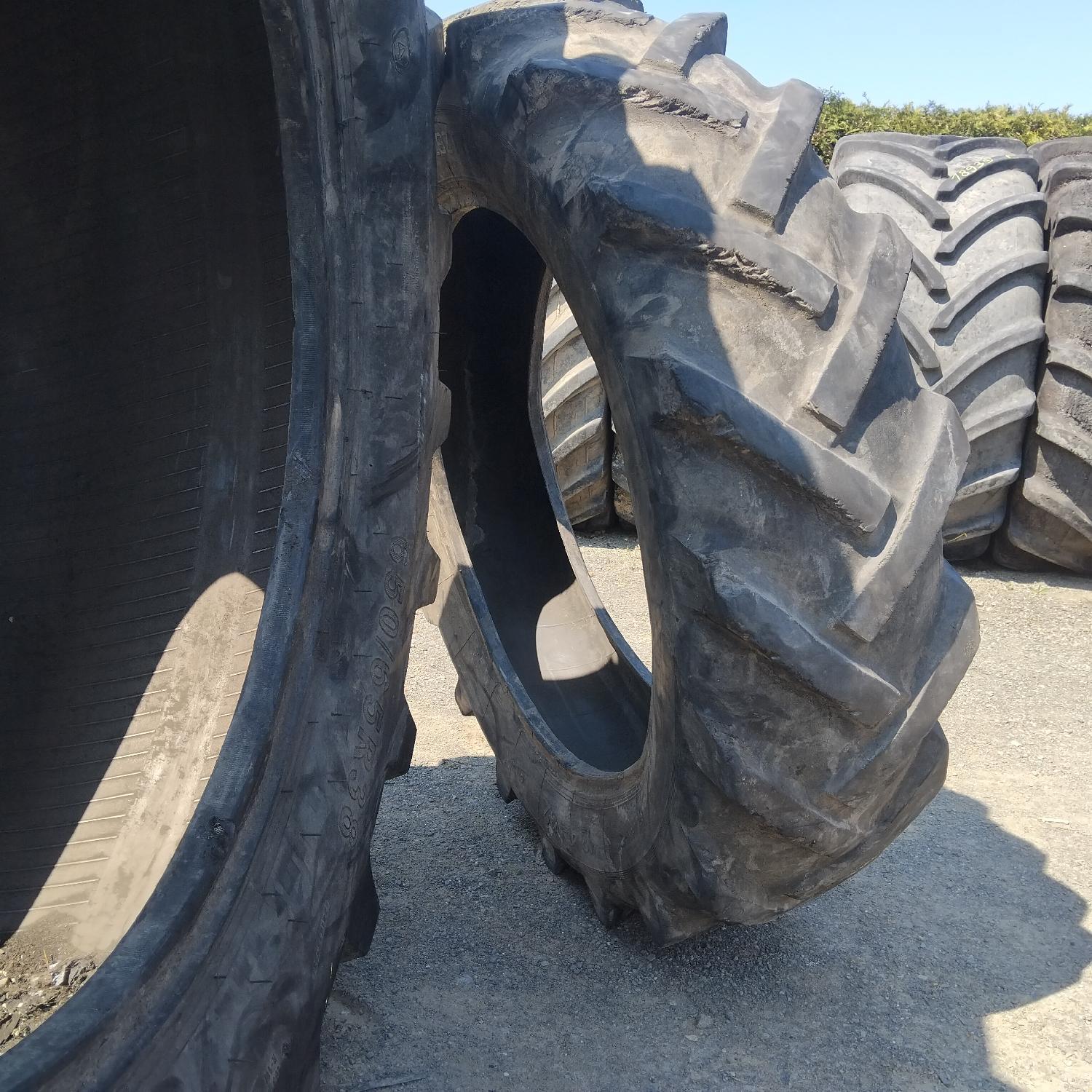  Cauciucuri 12.4R32 (320/85R32) Stomil
