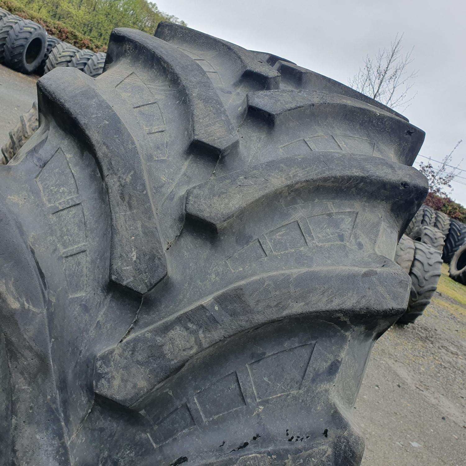  Cauciucuri 650/65R38  Petlas