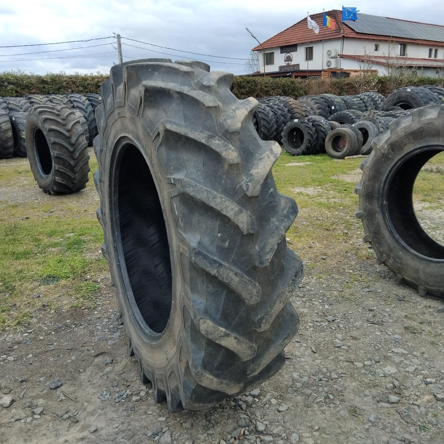  Cauciucuri 16.9R34 (420/85R34) Pirelli