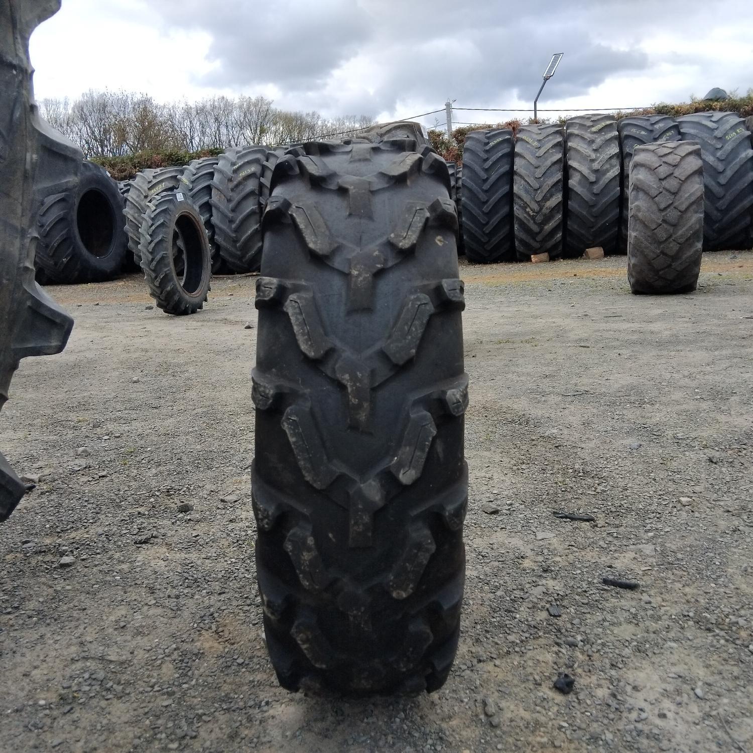  Cauciucuri 26x8R12  Carlisle