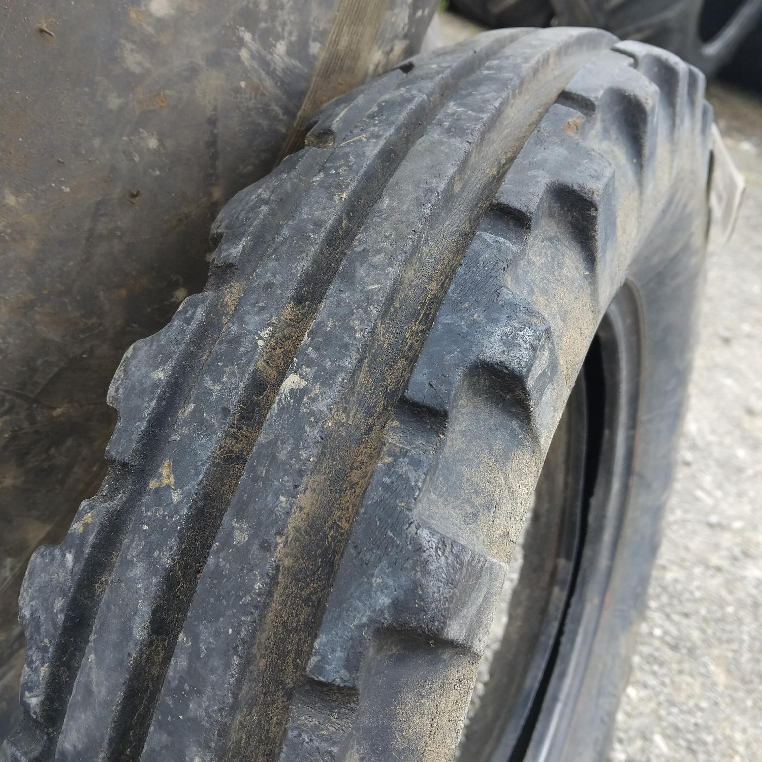  Cauciucuri 5.50-16  Phoenix