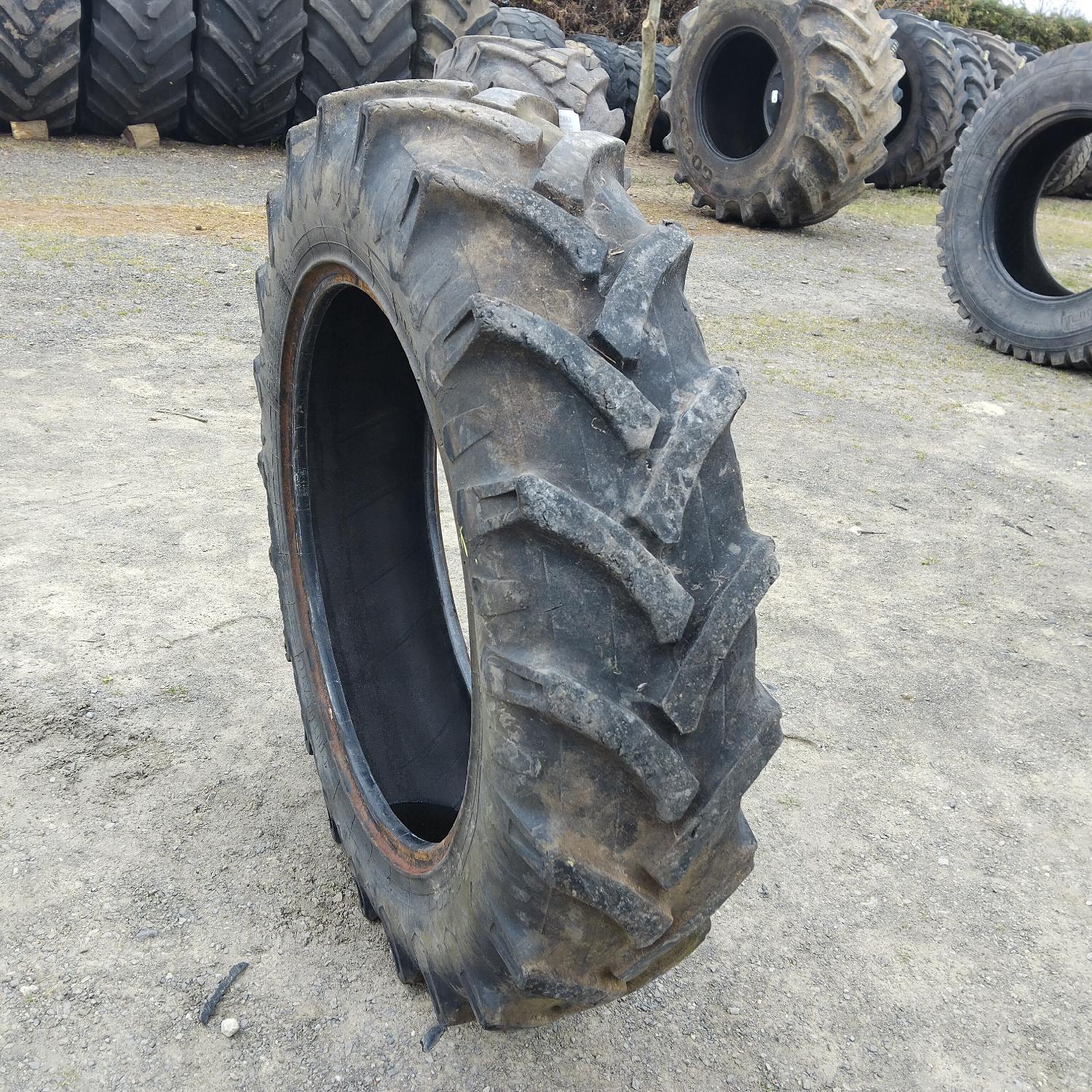  Cauciucuri 9.5R24 (250/85R24) Pirelli