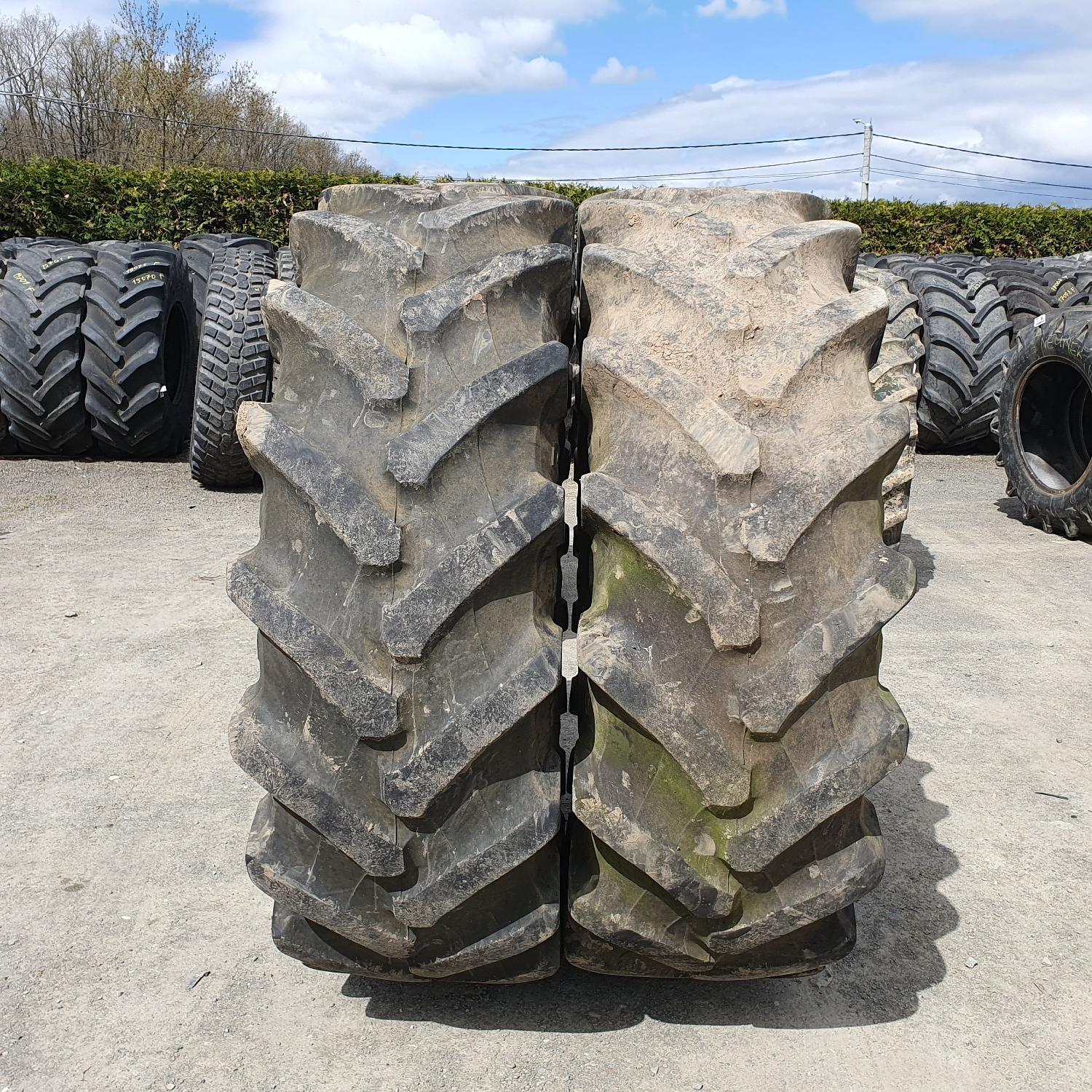  Cauciucuri 520/70R38  Pirelli