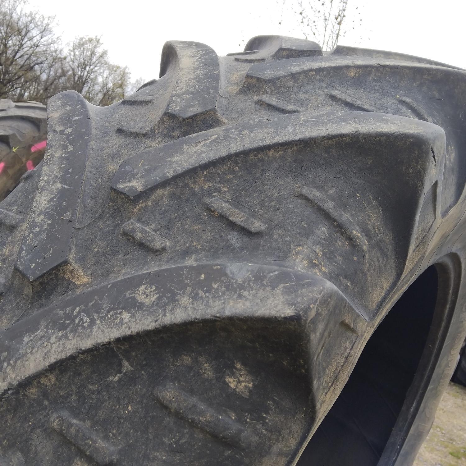  Cauciucuri 520/70R38  Kleber