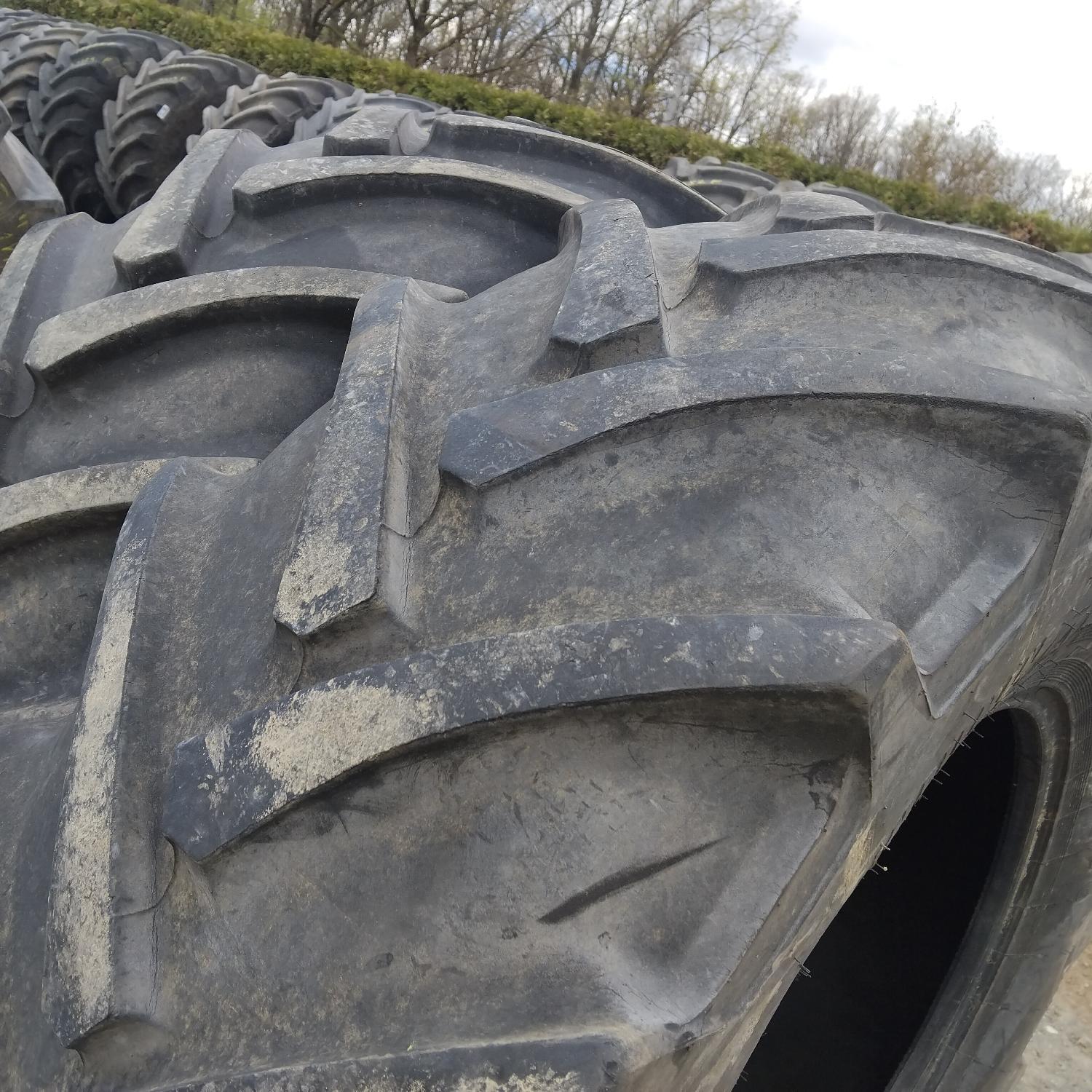  Cauciucuri 500/70R24  Continental