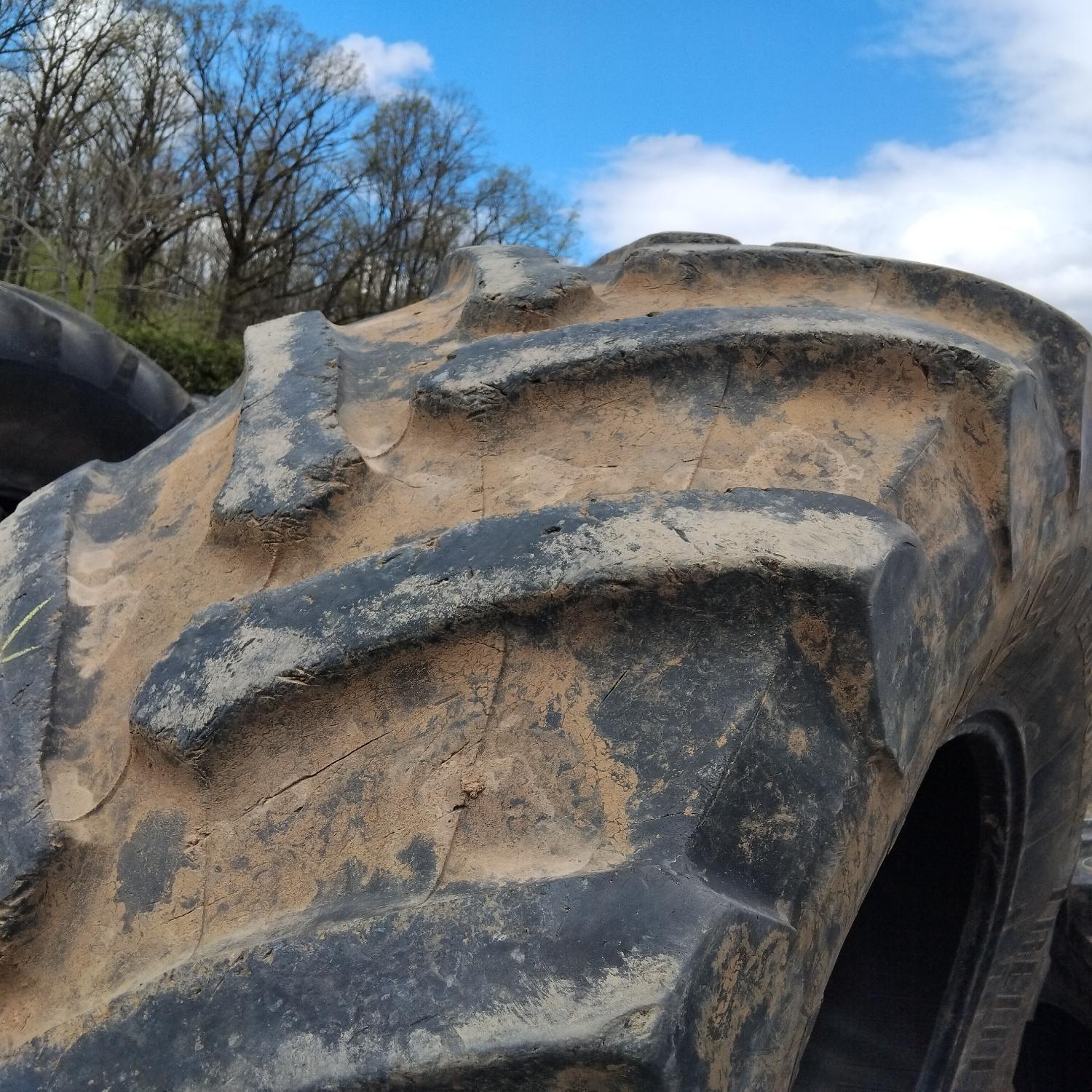  Cauciucuri 710/75R42  Trelleborg