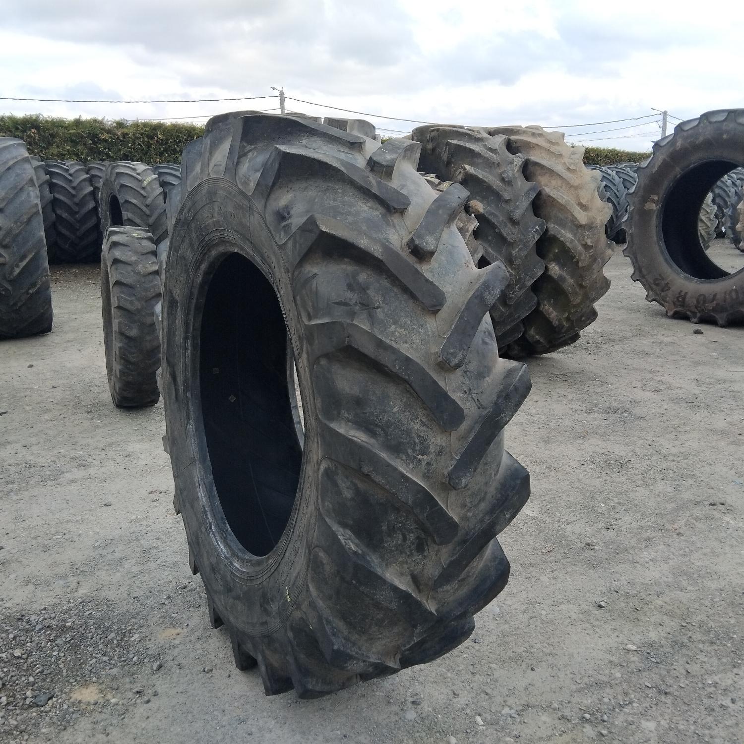  Cauciucuri 16.9R30 (420/85R30) Semperit