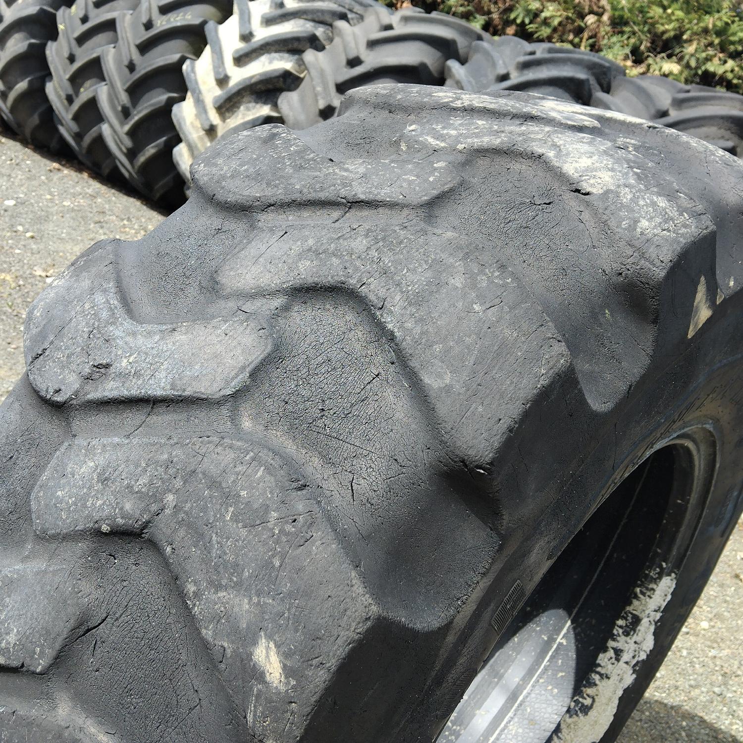  Cauciucuri 455/70R24  Continental
