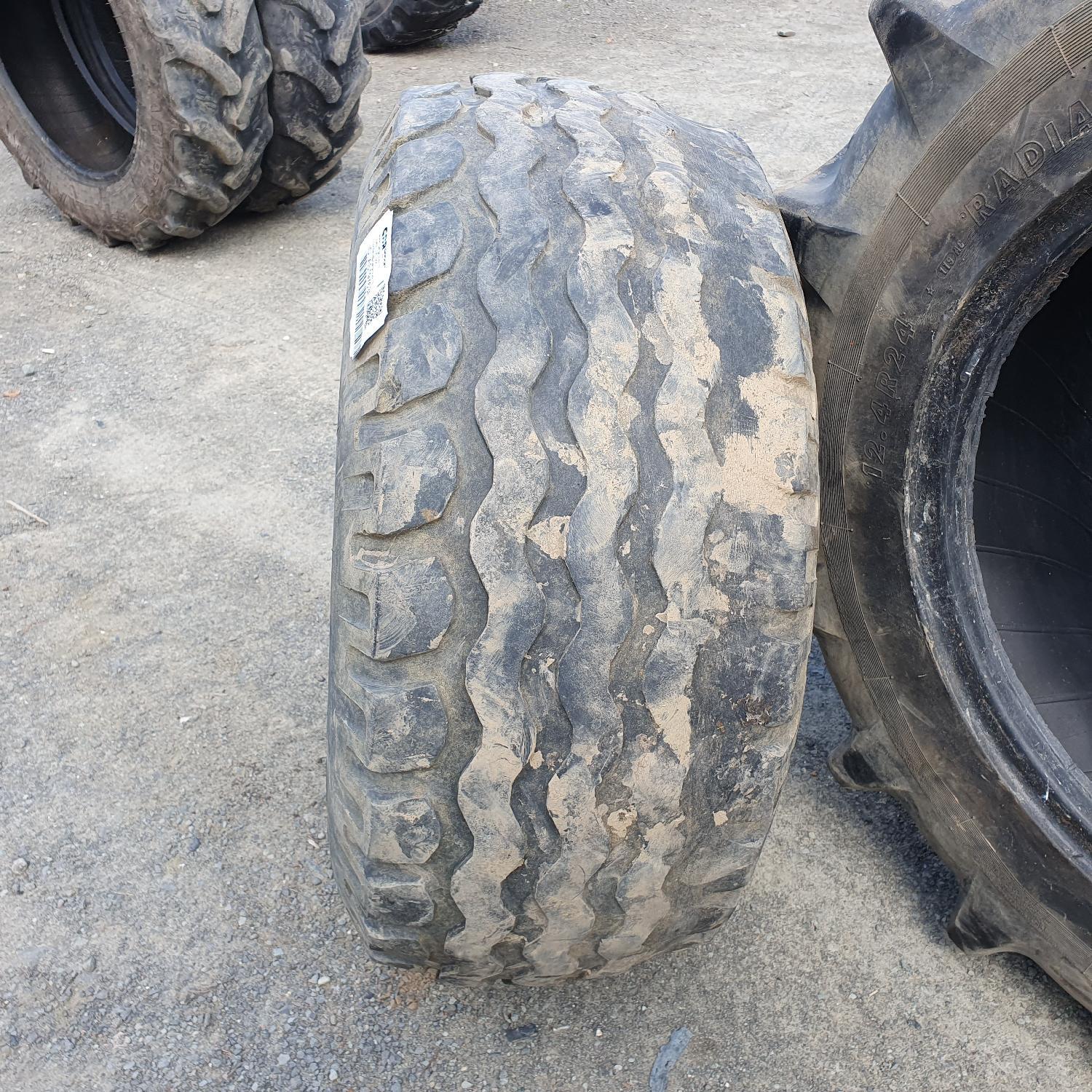  Cauciucuri 13.0/75-16  Continental