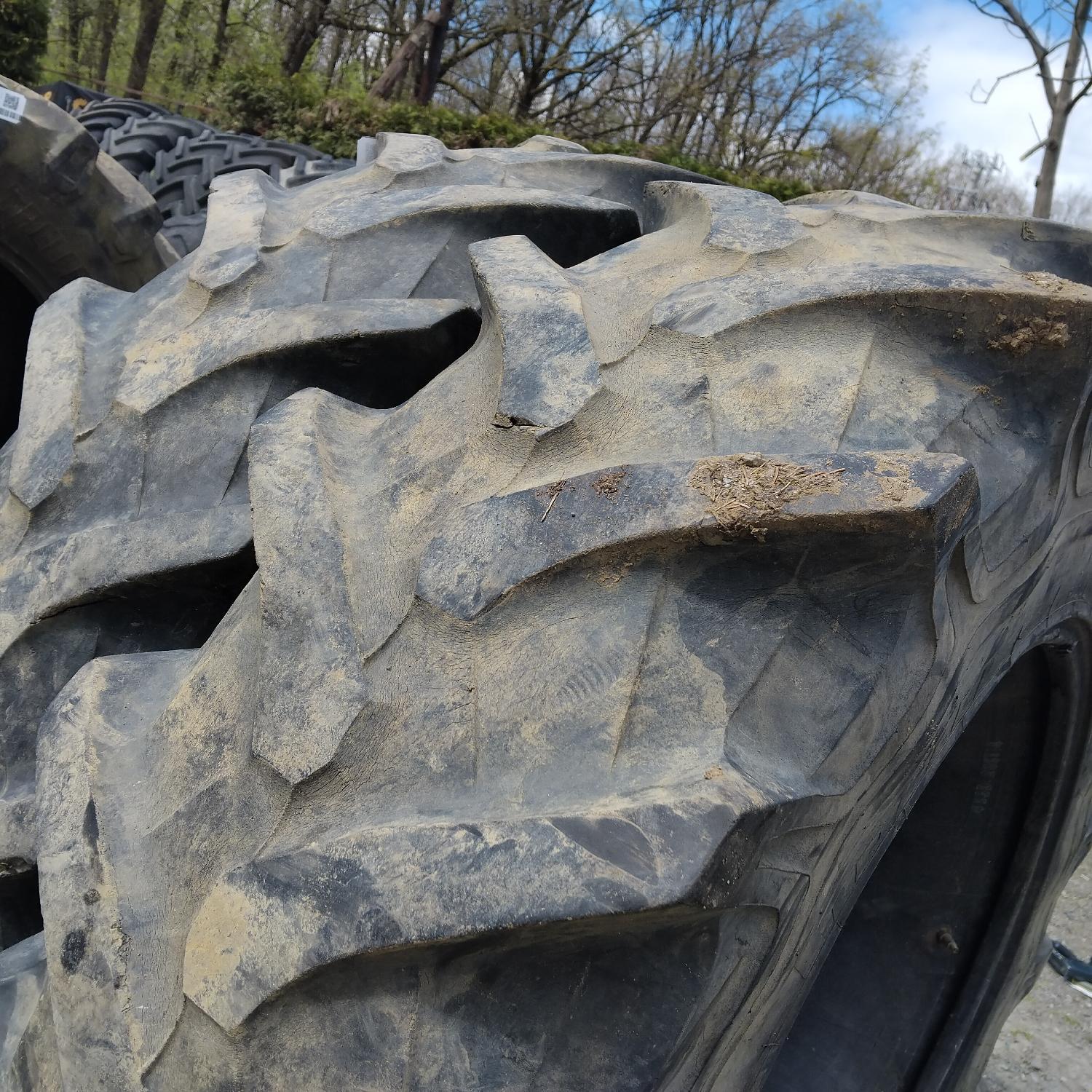  Cauciucuri 16.9R30 (420/85R30) Pirelli