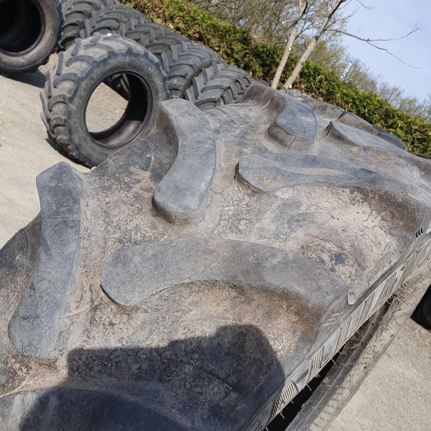  Cauciucuri 360/70R24  Alliance