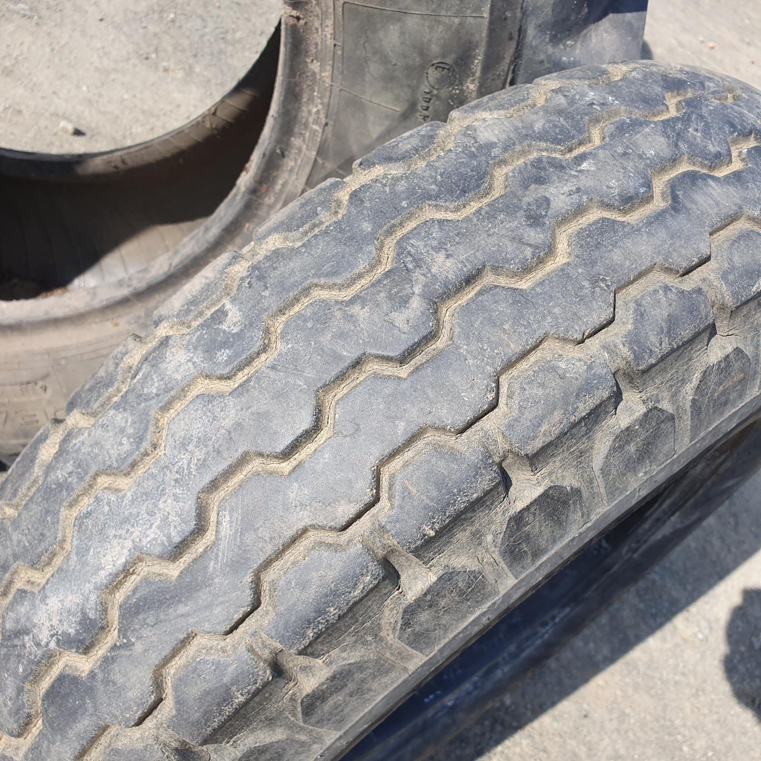  Cauciucuri 7.50-16  Semperit