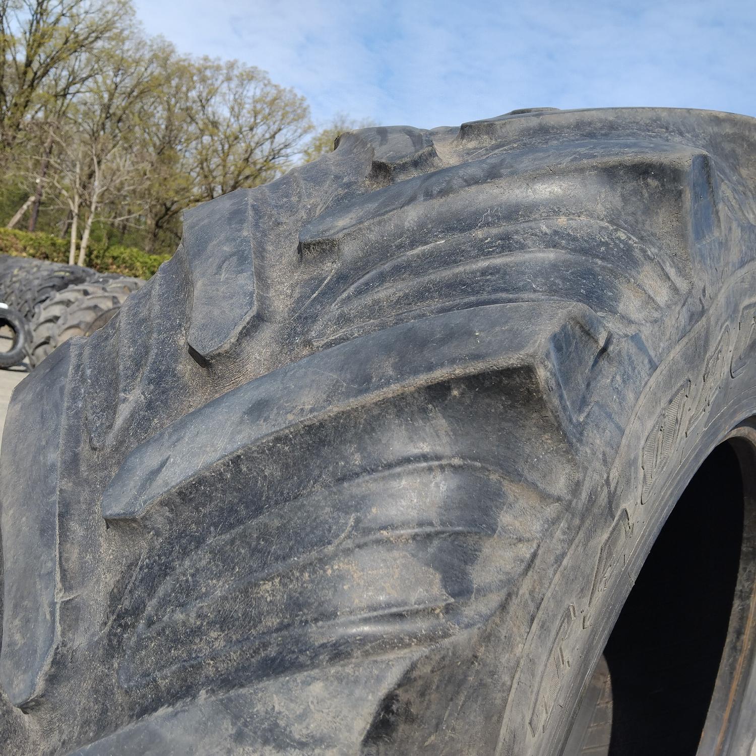  Cauciucuri 16.9R28 (420/85R28) Taurus