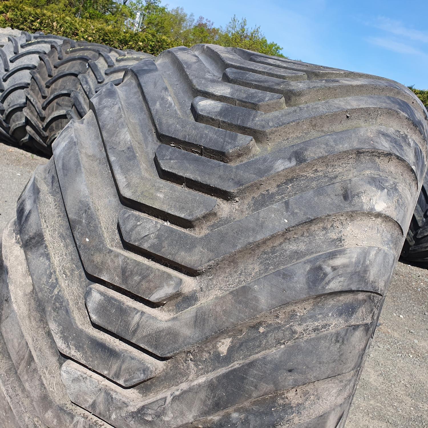  Cauciucuri 600/55-26.5  Bkt