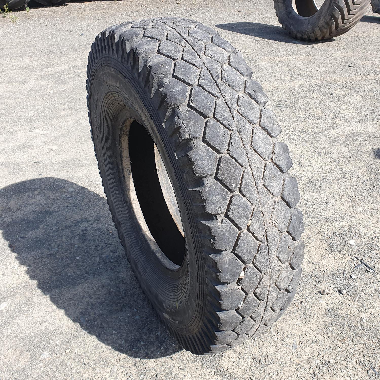  Cauciucuri 11.00R20  Kama