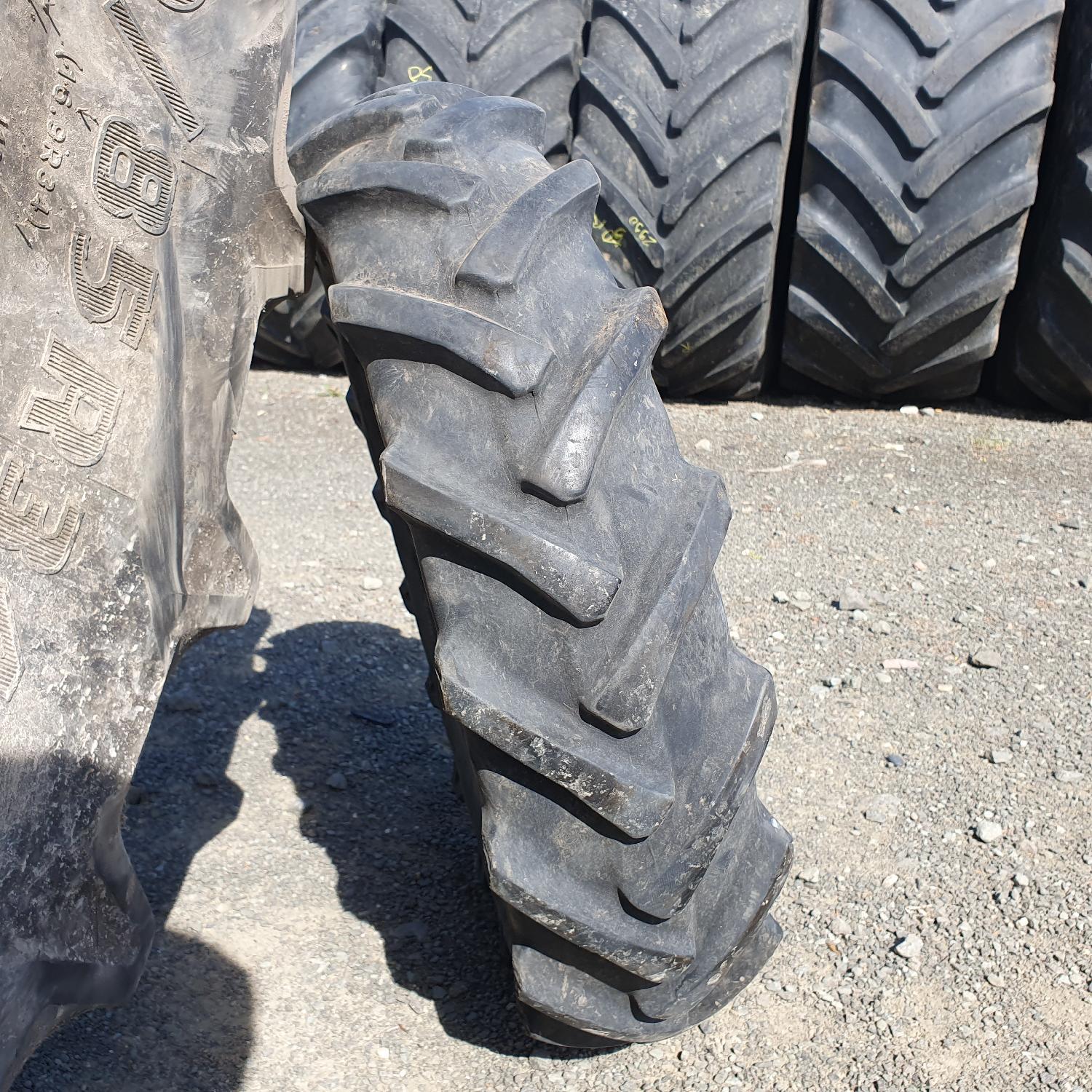  Cauciucuri 6.5/80-15  Universal