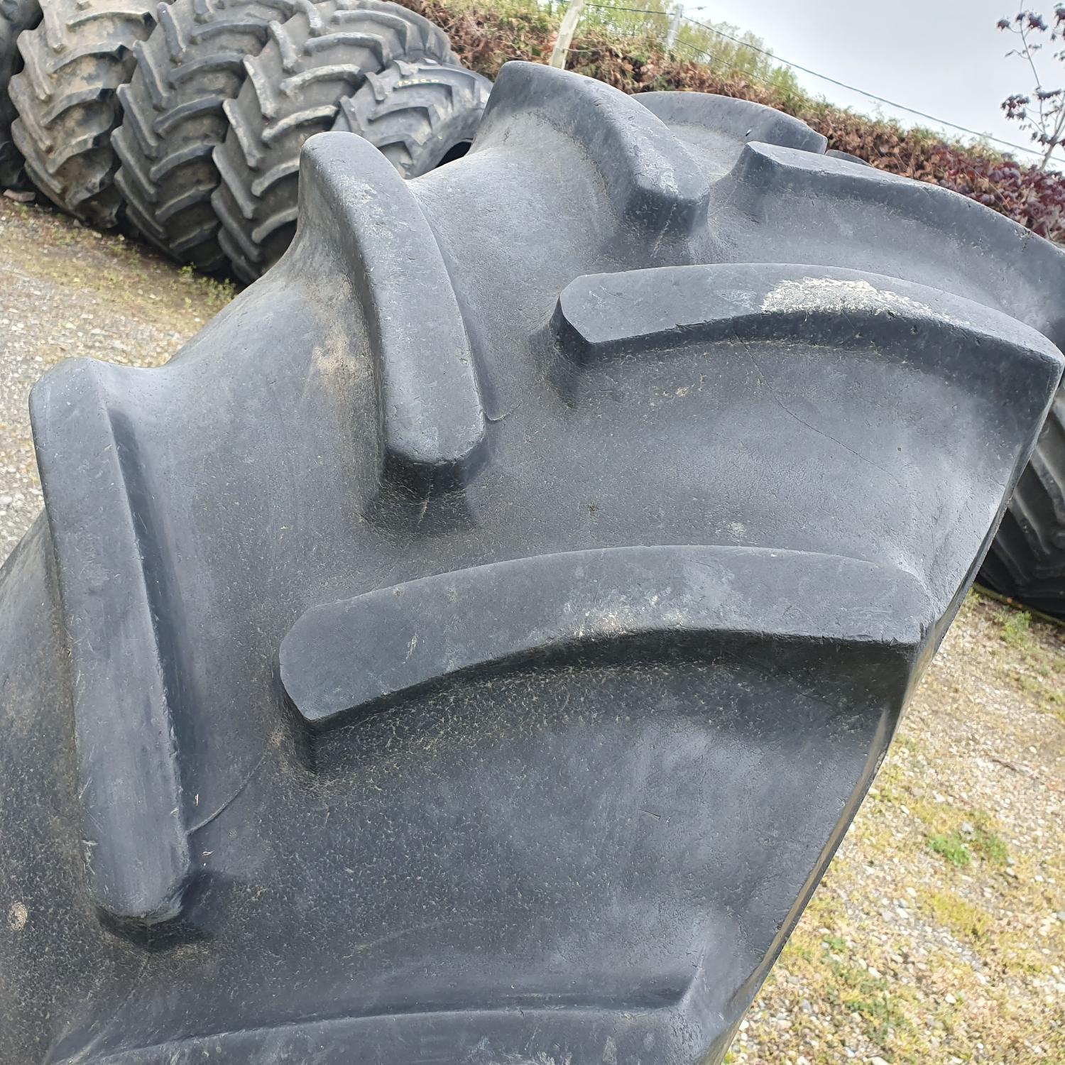  Cauciucuri 480/70R28  Continental