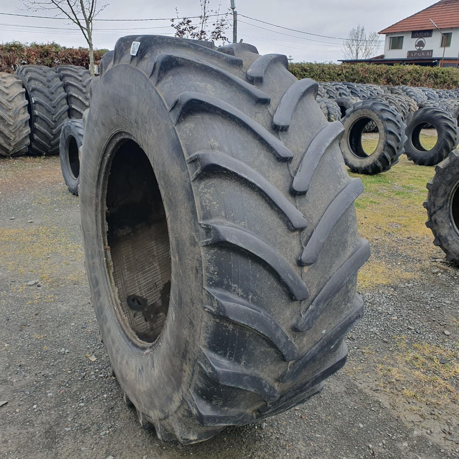  Cauciucuri 710/70R38  Dneproshina