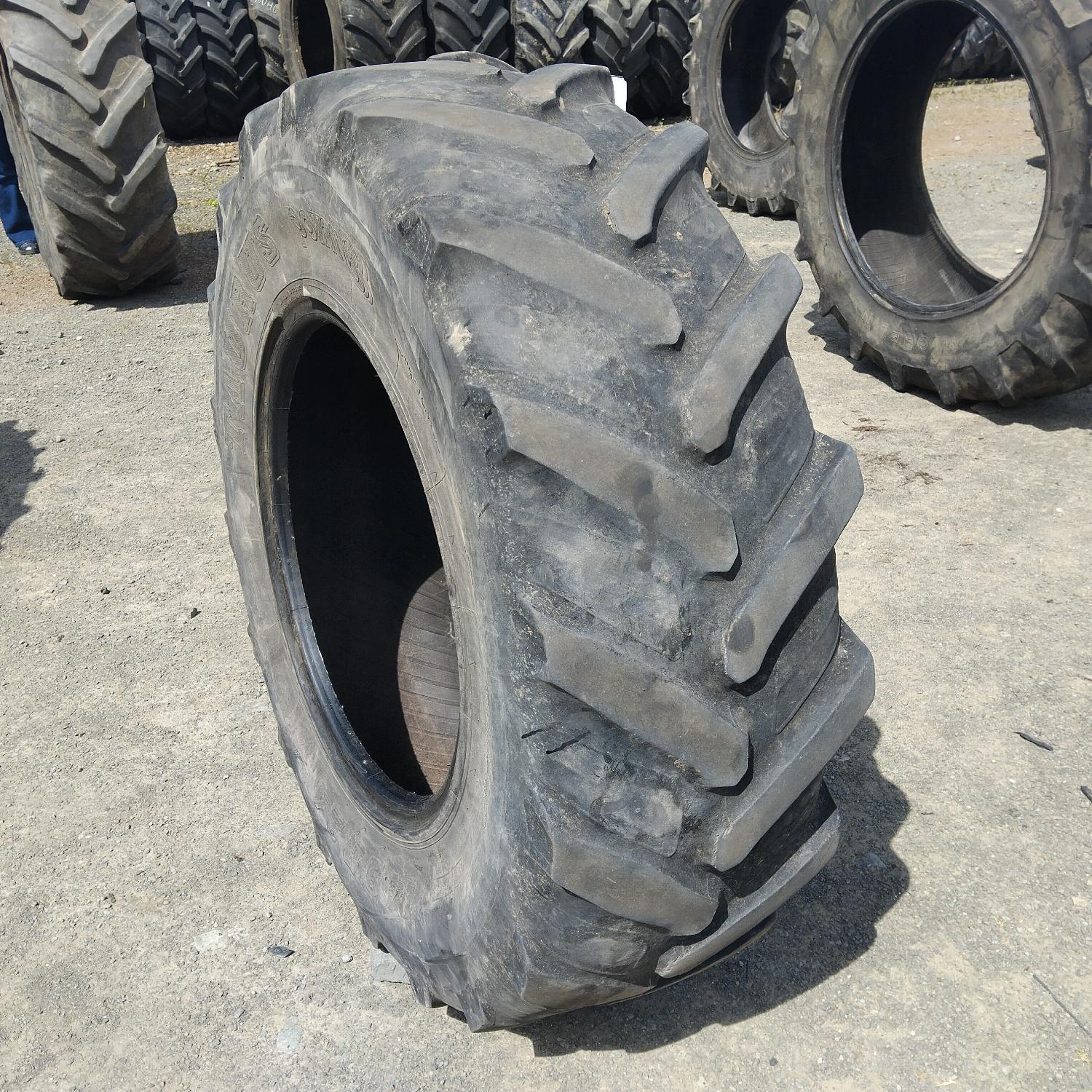  Cauciucuri 14.9R24 (380/85R24) Taurus