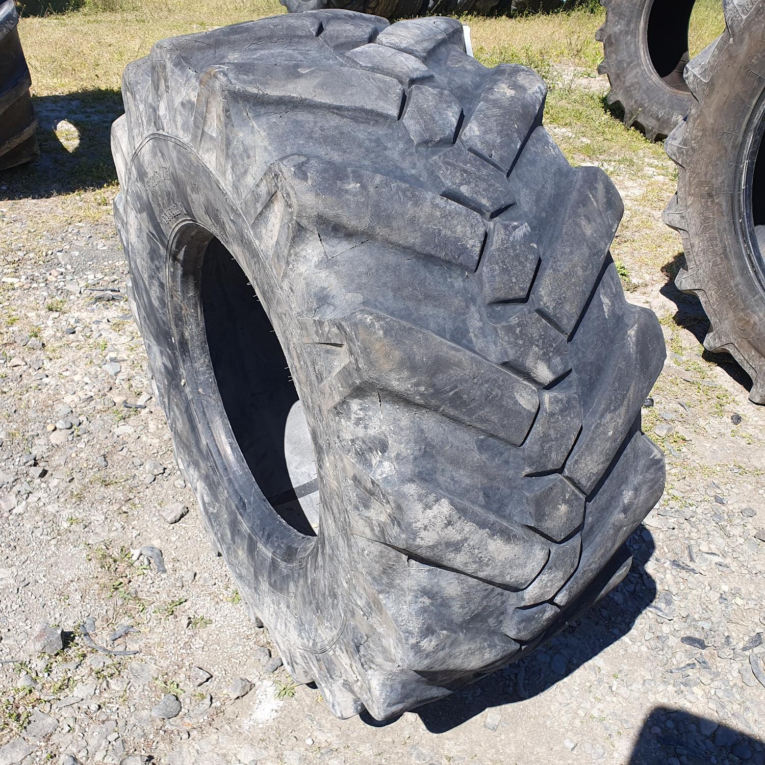 Cauciucuri 18R22.5 (445/65R22.5) Michelin