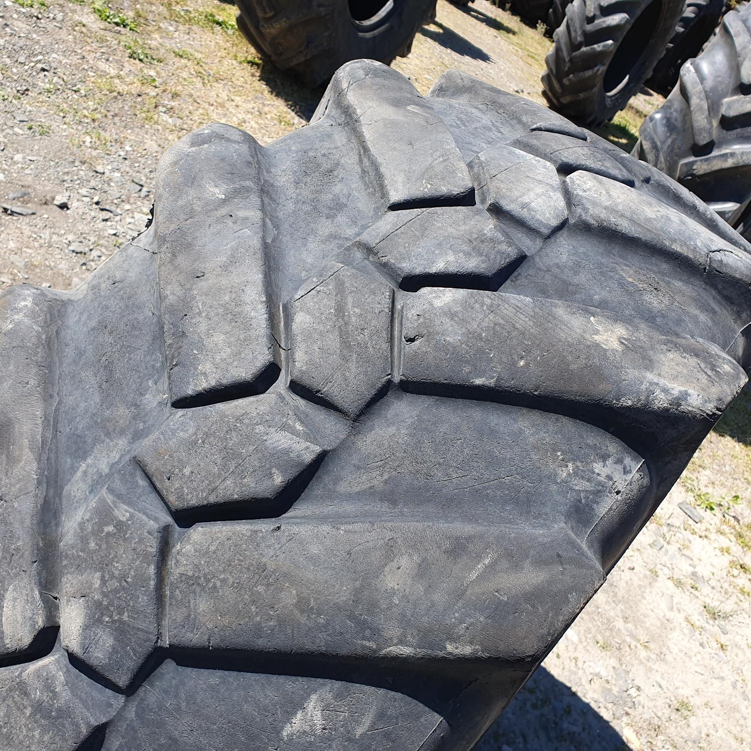  Cauciucuri 18R22.5 (445/65R22.5) Michelin