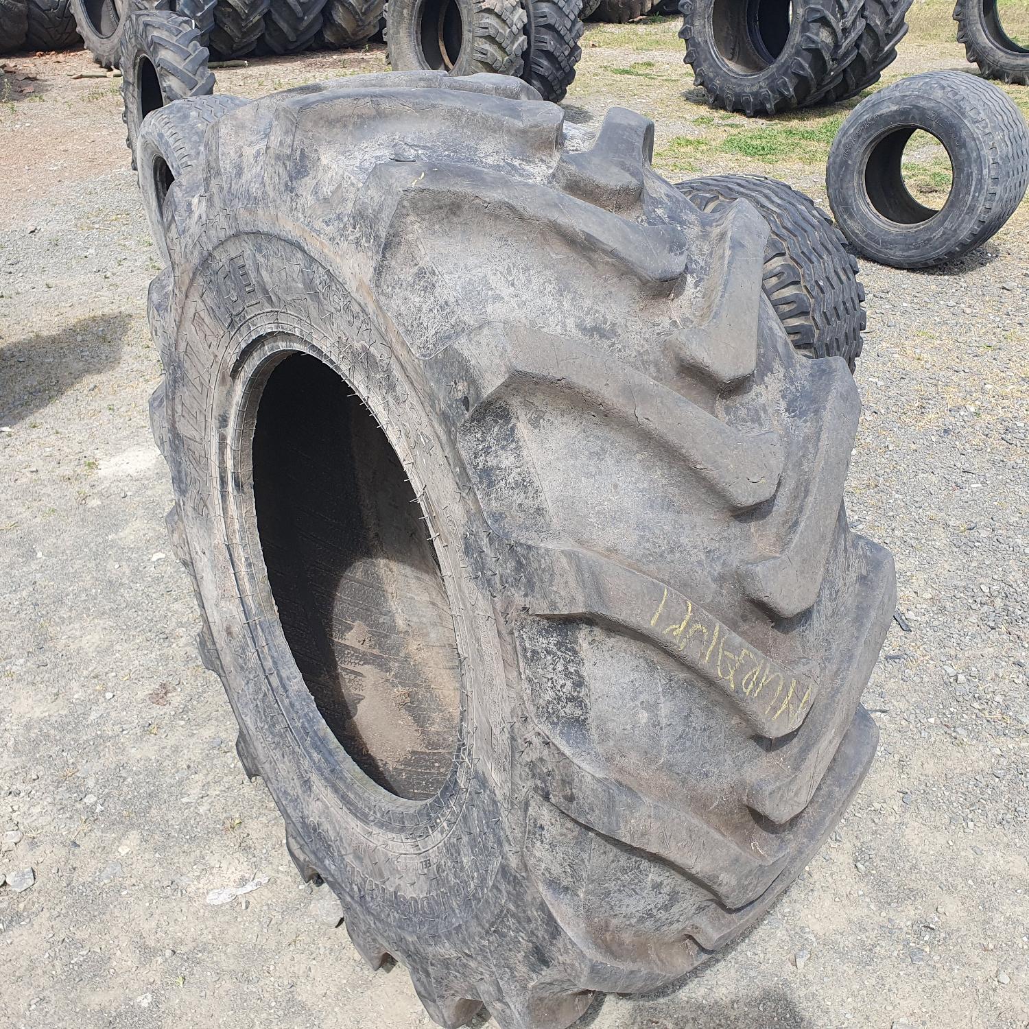  Cauciucuri 460/70R24 (17.5R24) Alliance