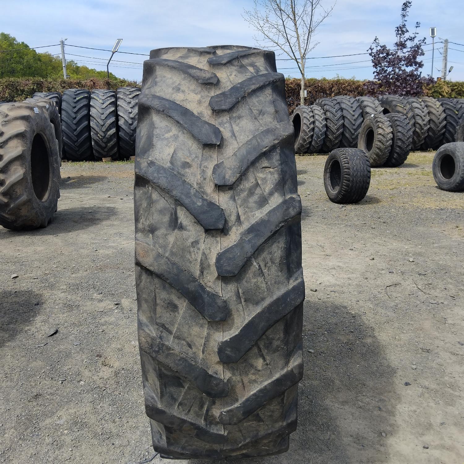  Cauciucuri 420/85R34 (16.9R34) Pirelli
