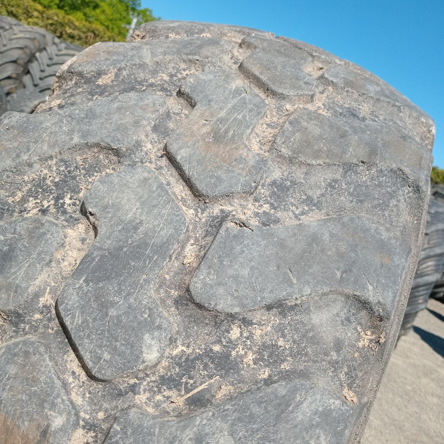  Cauciucuri 405/70R20 (16.0/70R20) Mitas