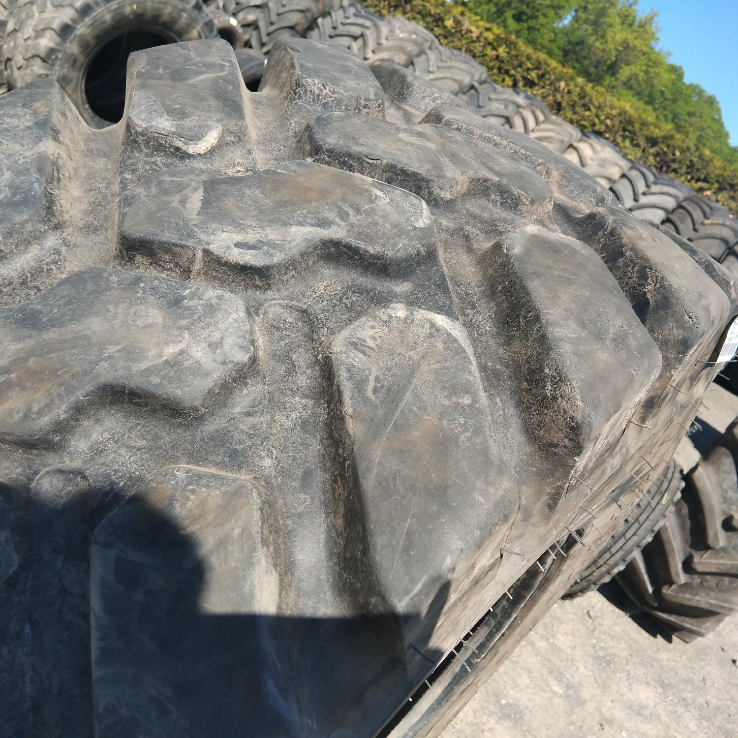  Cauciucuri 460/70R24 (17.5R24) Firestone